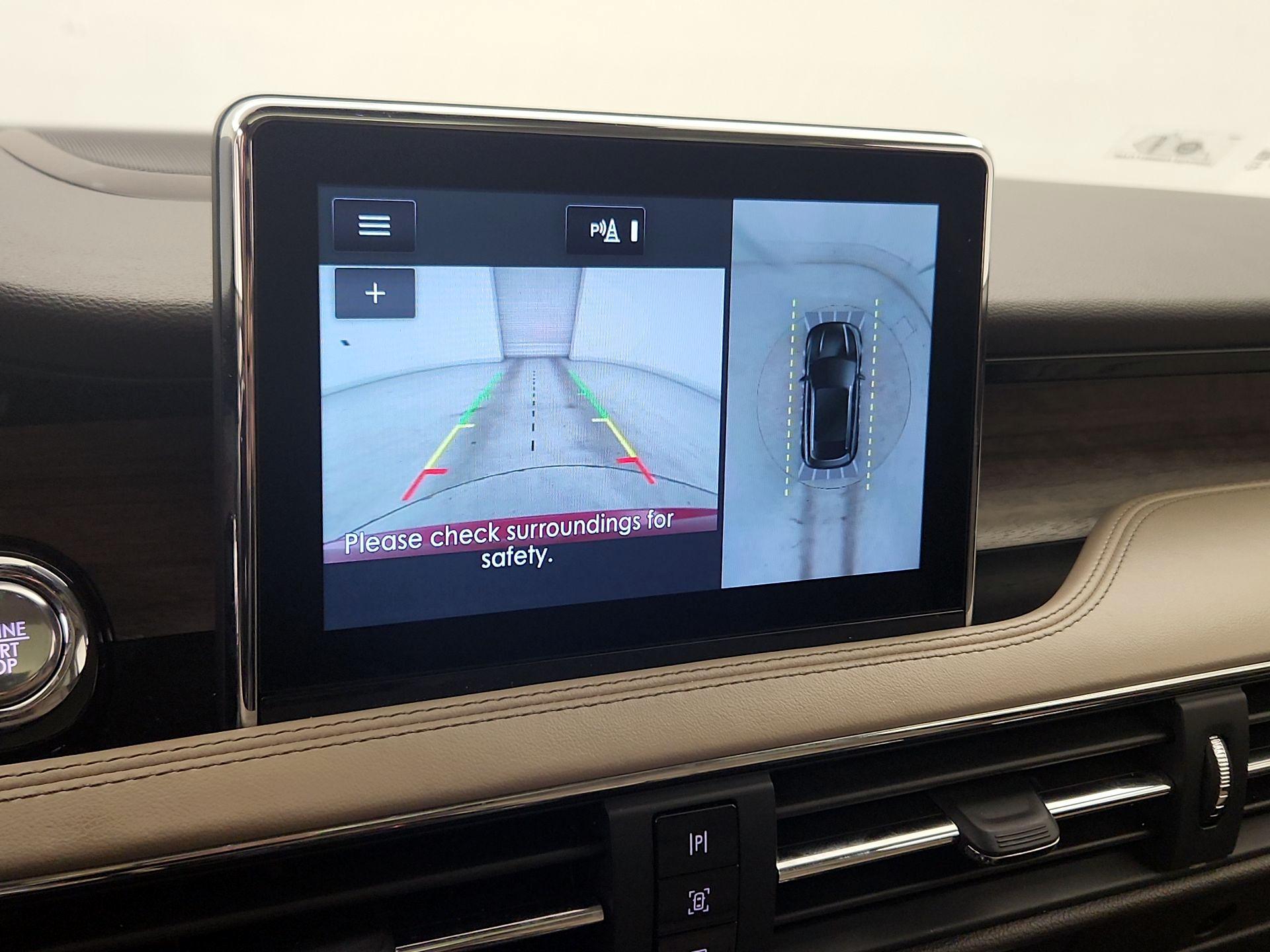 Thumbnail: 2020 Lincoln Corsair - 15