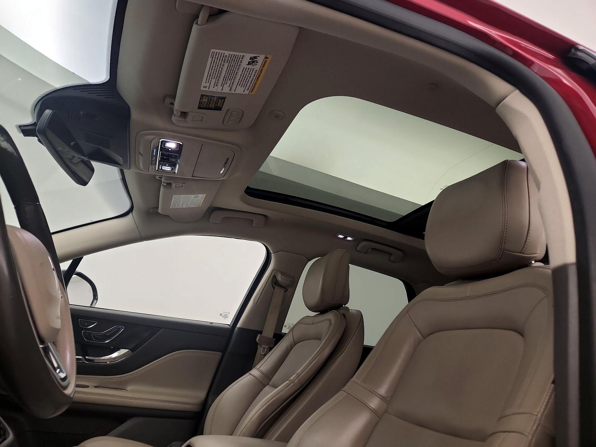 Thumbnail: 2020 Lincoln Corsair - 20