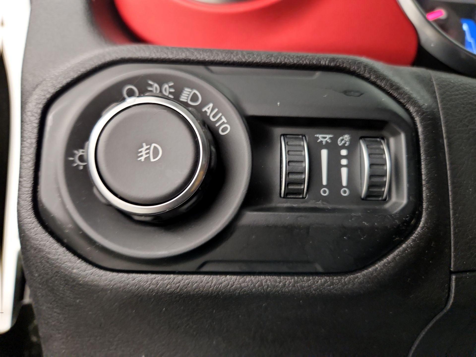 Thumbnail: 2020 Jeep Wrangler - 13