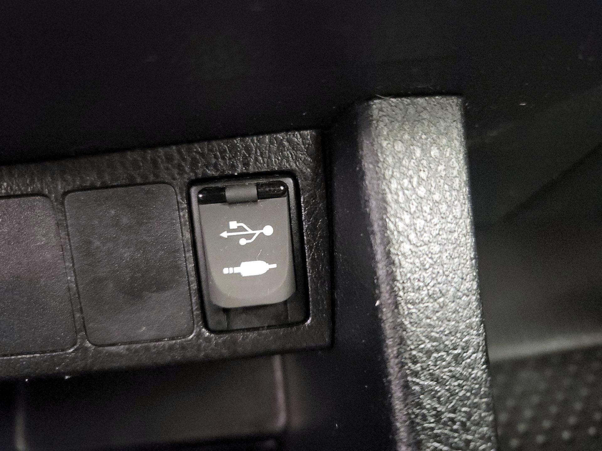 Thumbnail: 2018 Toyota Corolla - 17