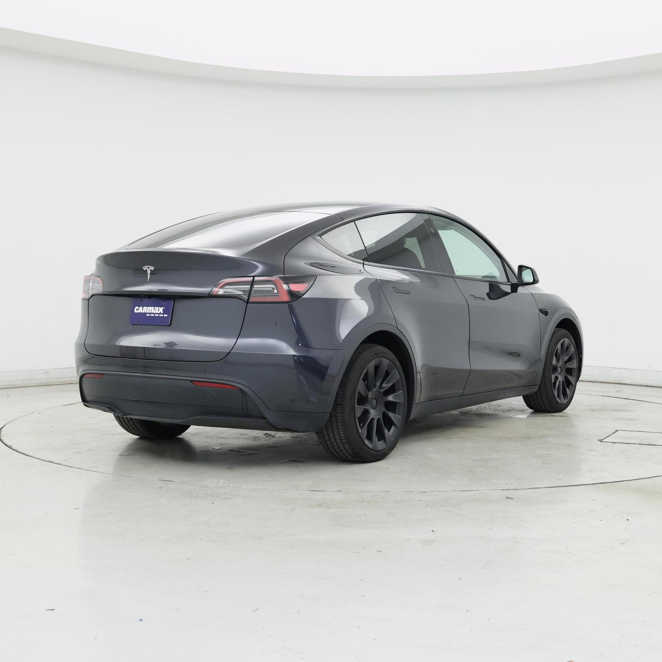 Thumbnail: 2024 Tesla Model Y - 8