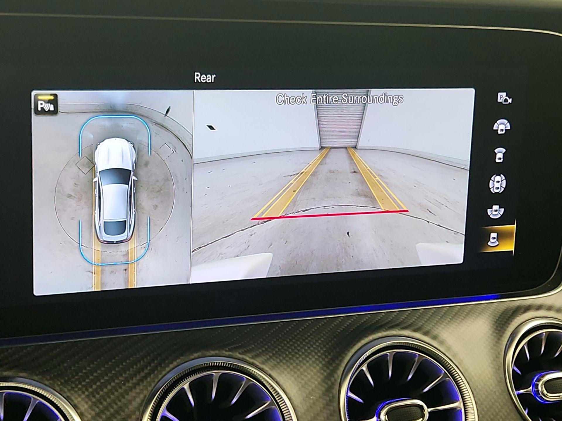 Thumbnail: 2022 Mercedes-Benz AMG GT - 15