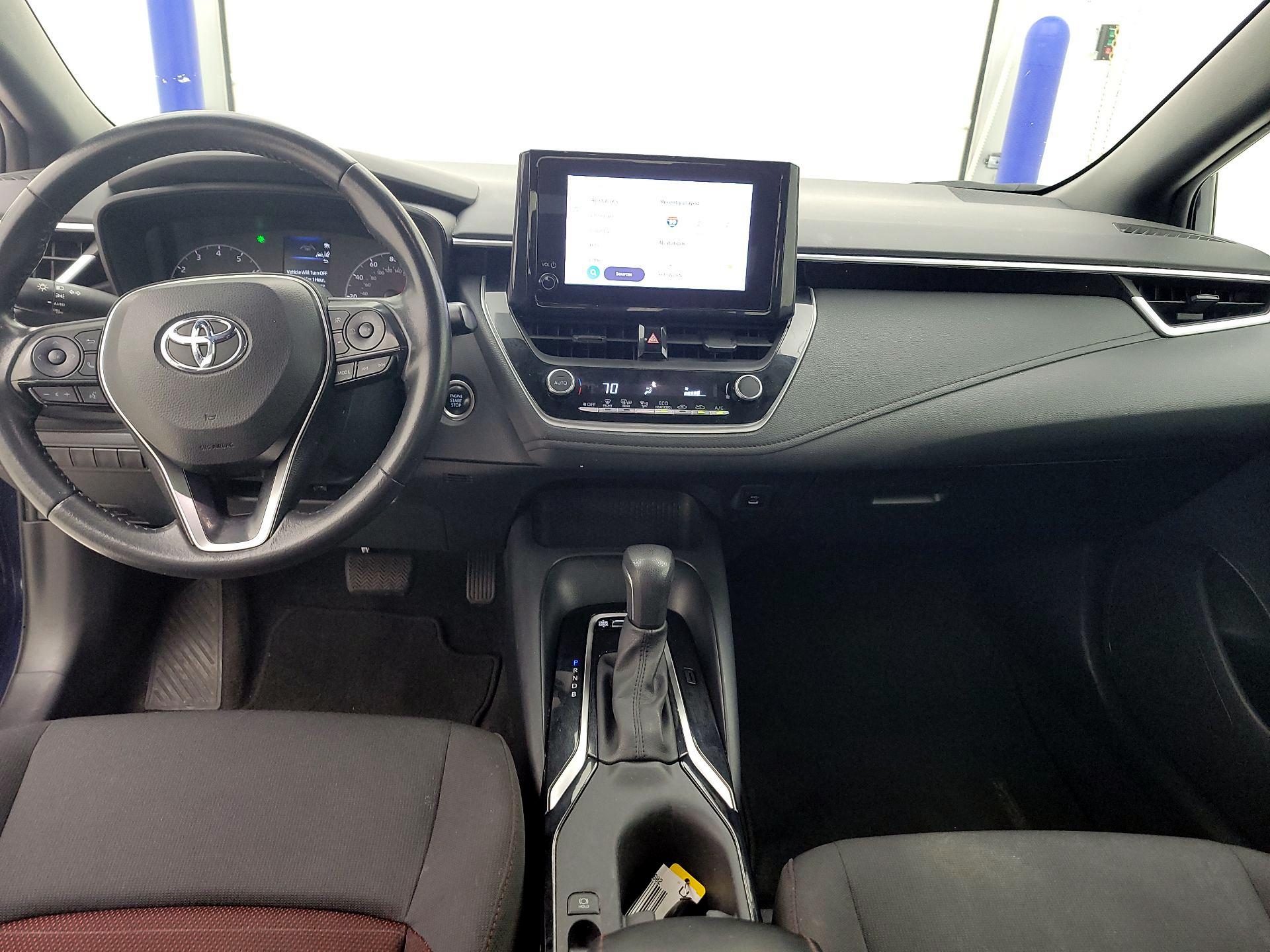 Thumbnail: 2015 Nissan Altima - 9