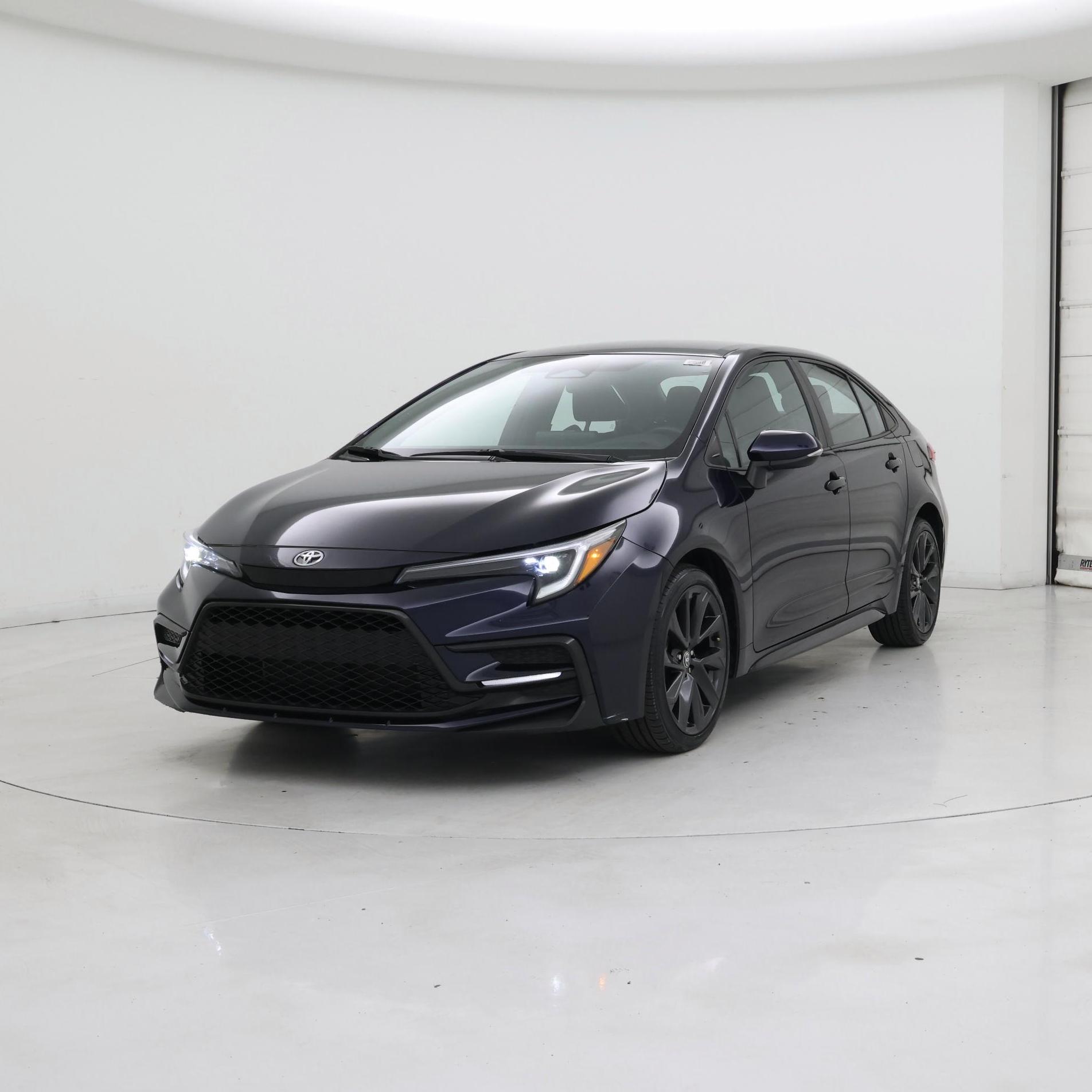 Thumbnail: 2015 Nissan Altima - 4