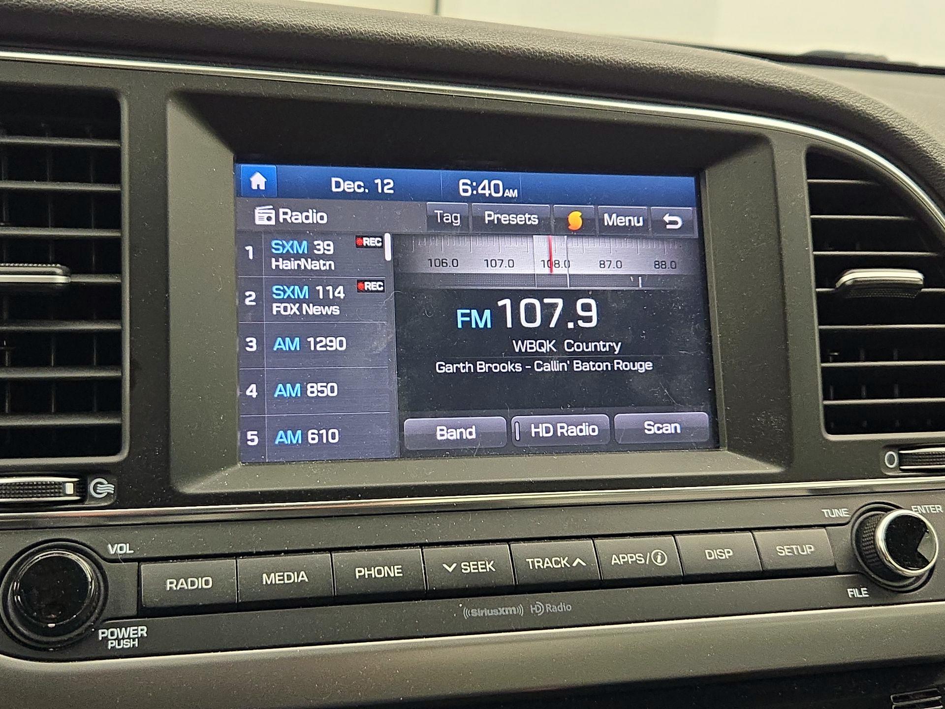 Thumbnail: 2017 Hyundai Elantra - 15