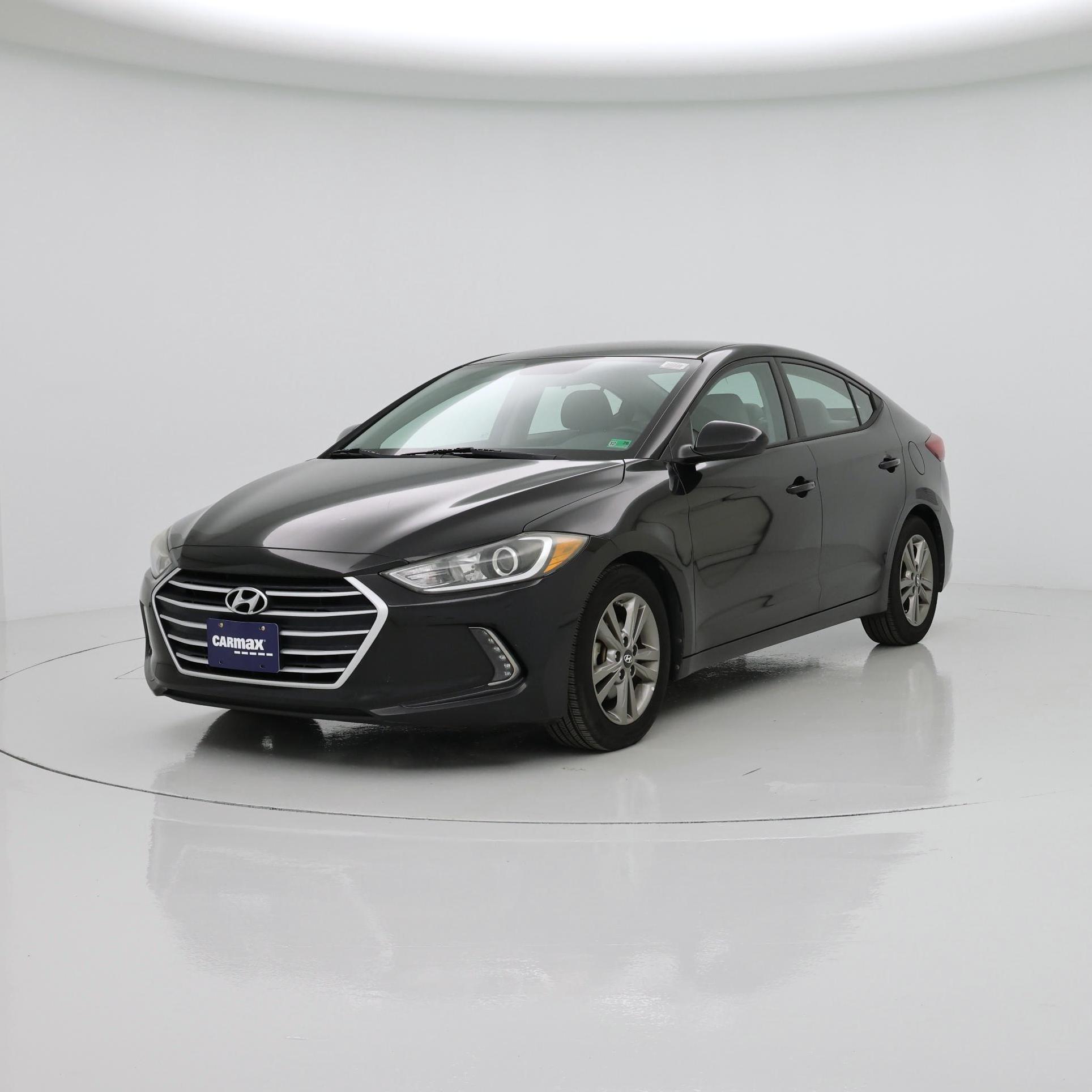 Thumbnail: 2017 Hyundai Elantra - 4
