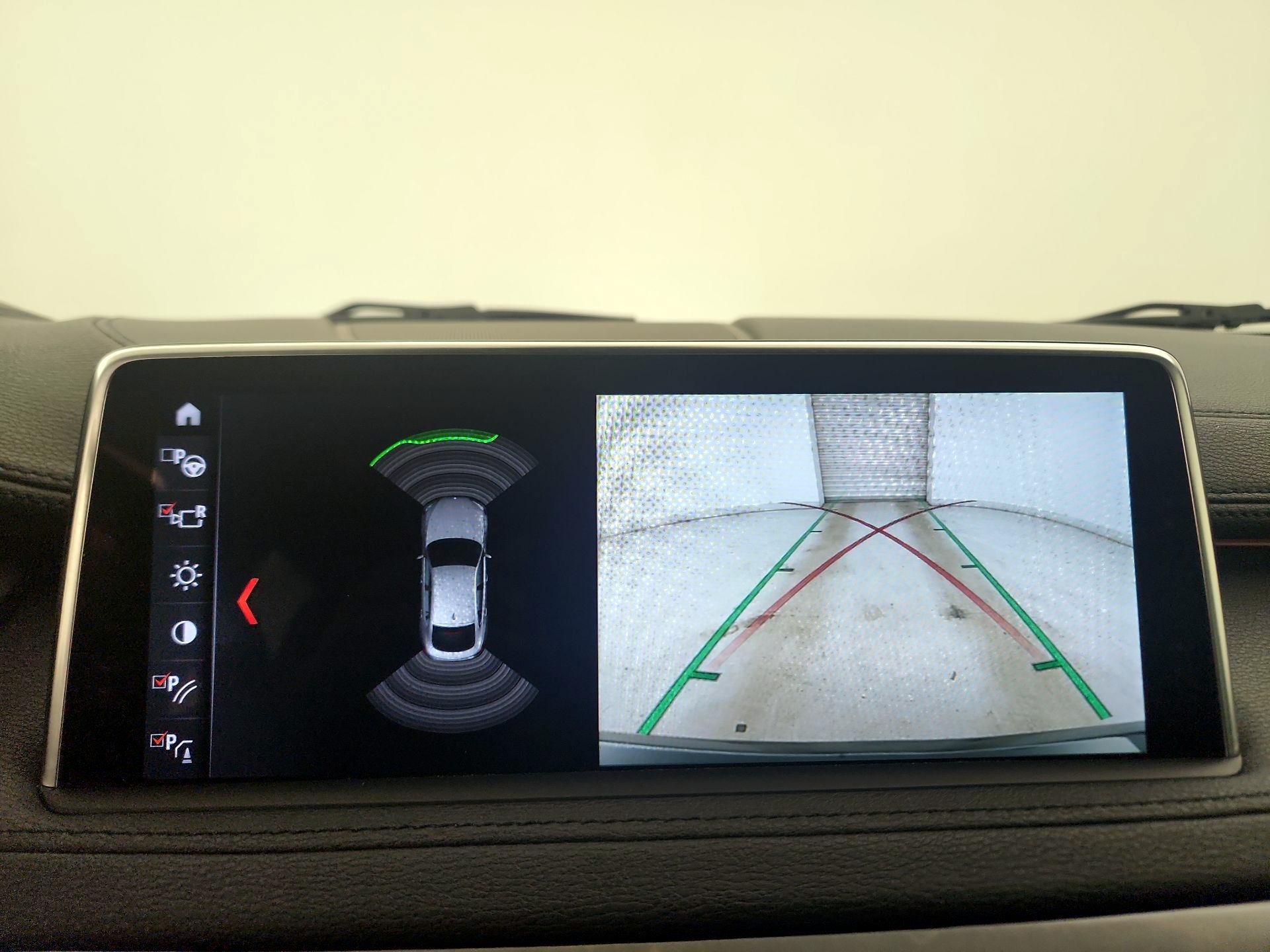 Thumbnail: 2019 BMW X6 - 15