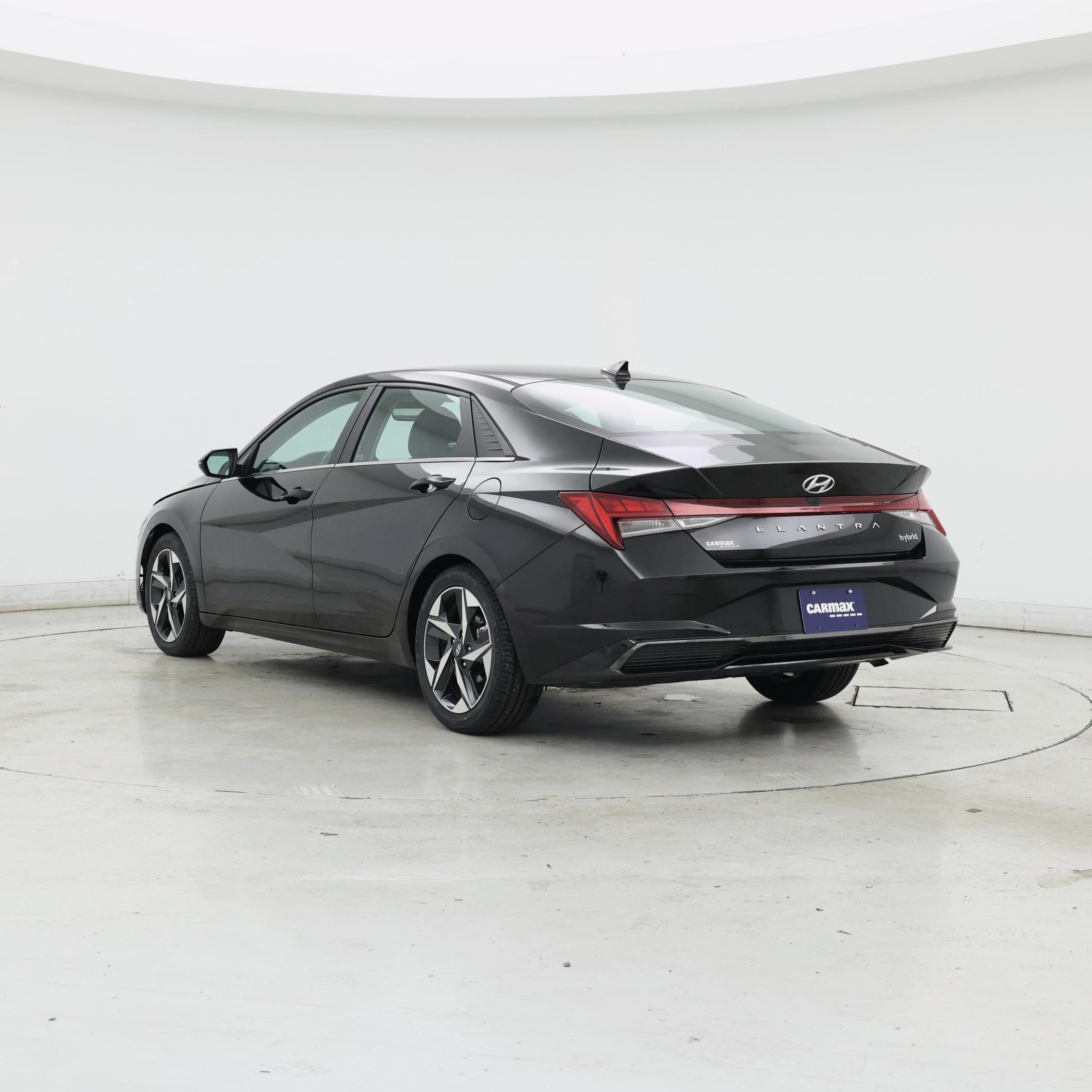 Thumbnail: 2023 Hyundai Elantra - 2