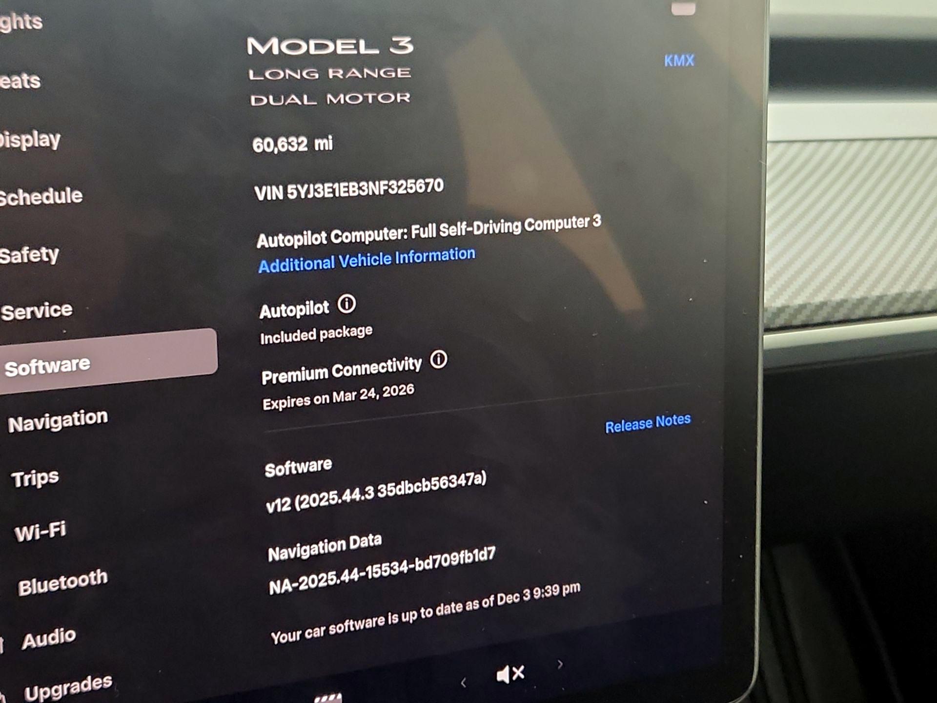 Thumbnail: 2022 Tesla Model 3 - 14