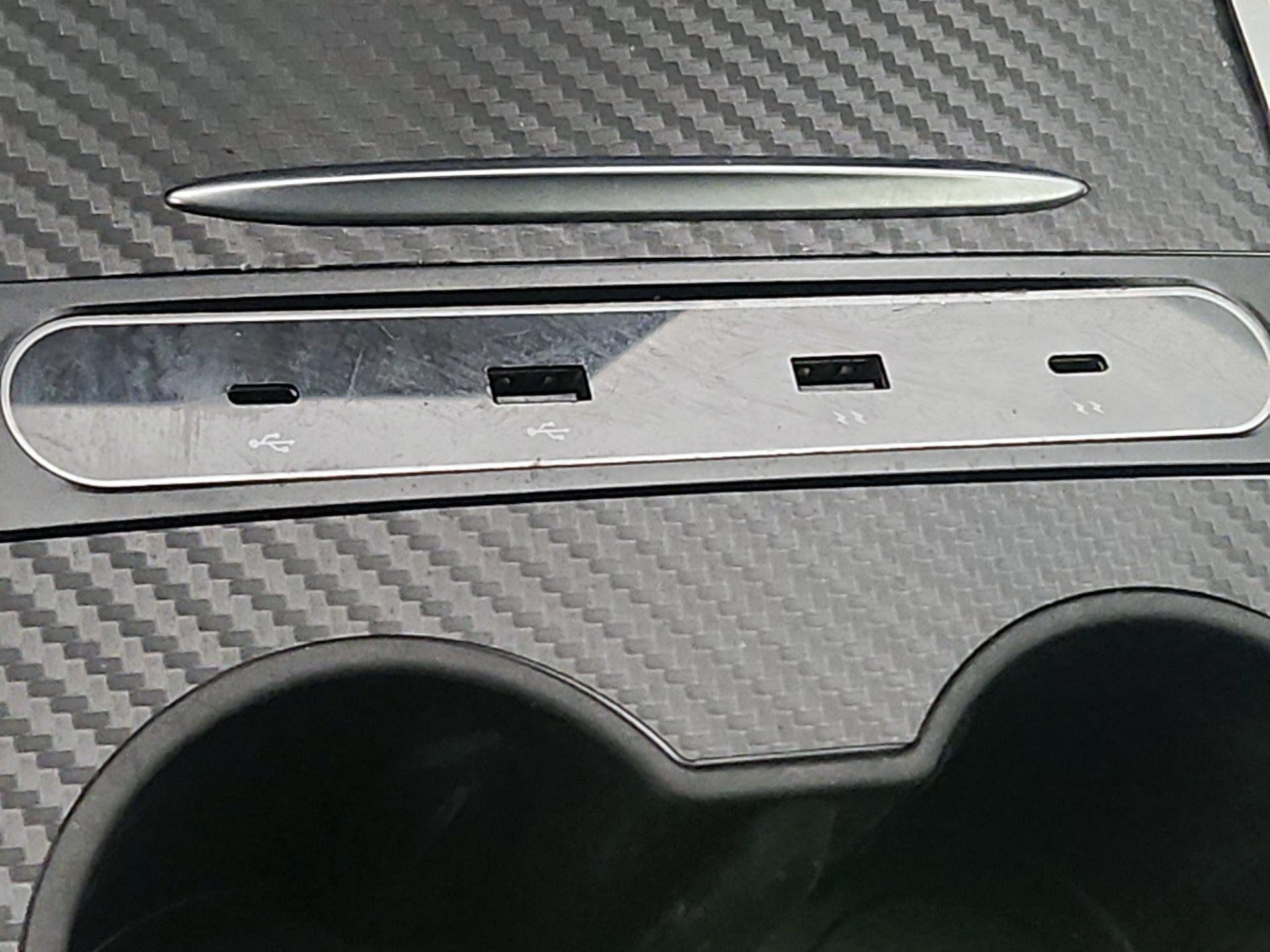 Thumbnail: 2022 Tesla Model 3 - 19