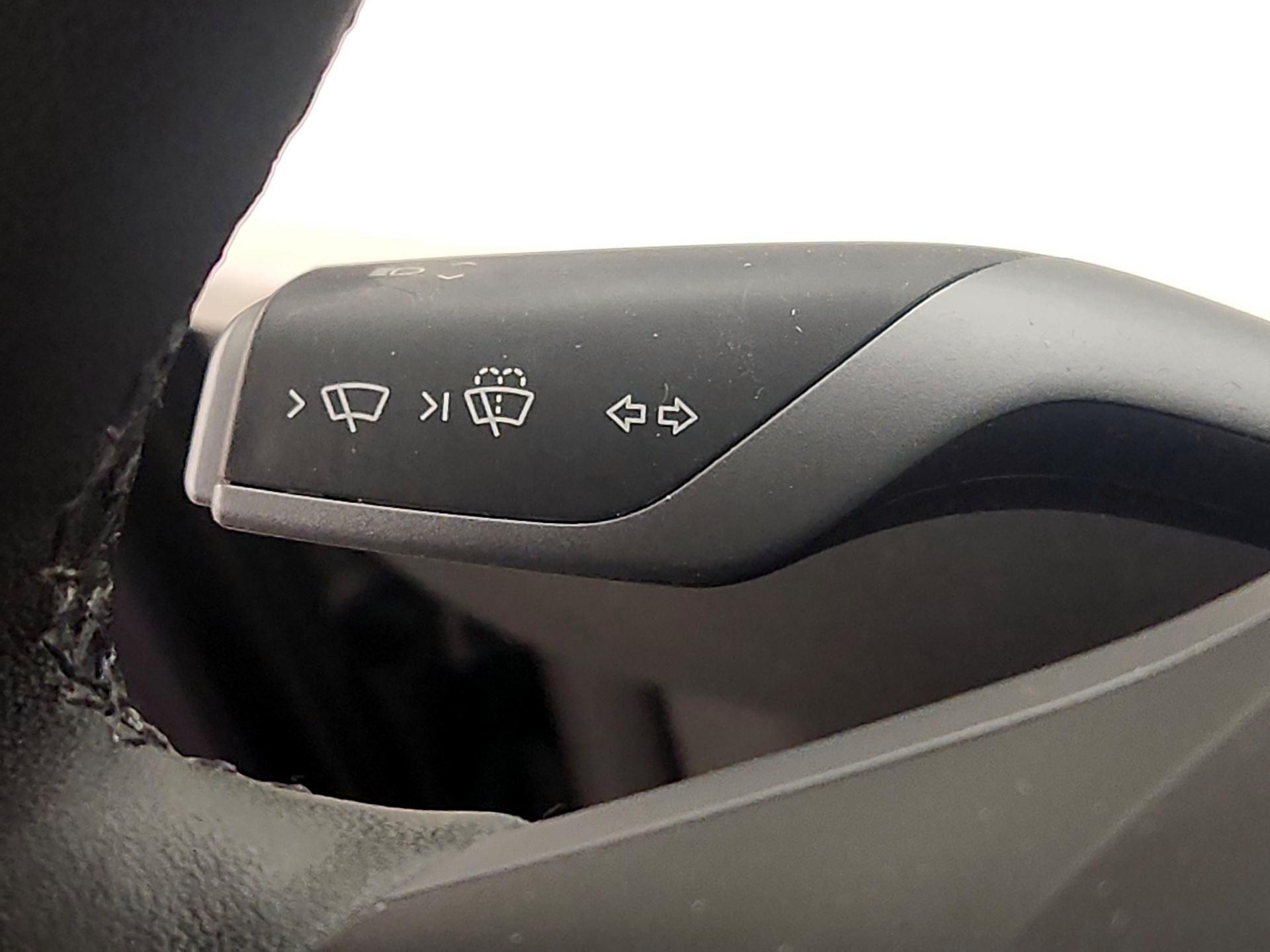 Thumbnail: 2023 Tesla Model 3 - 13