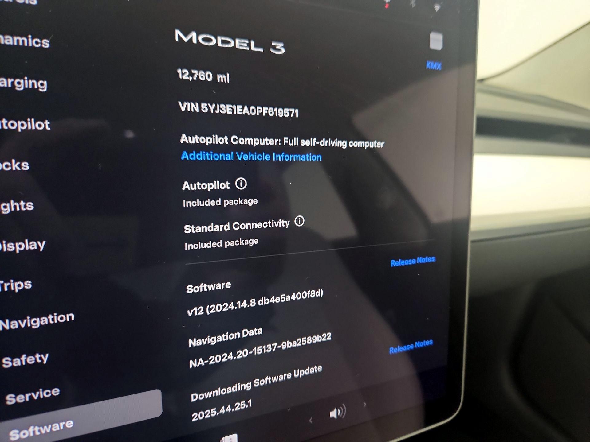 Thumbnail: 2023 Tesla Model 3 - 14