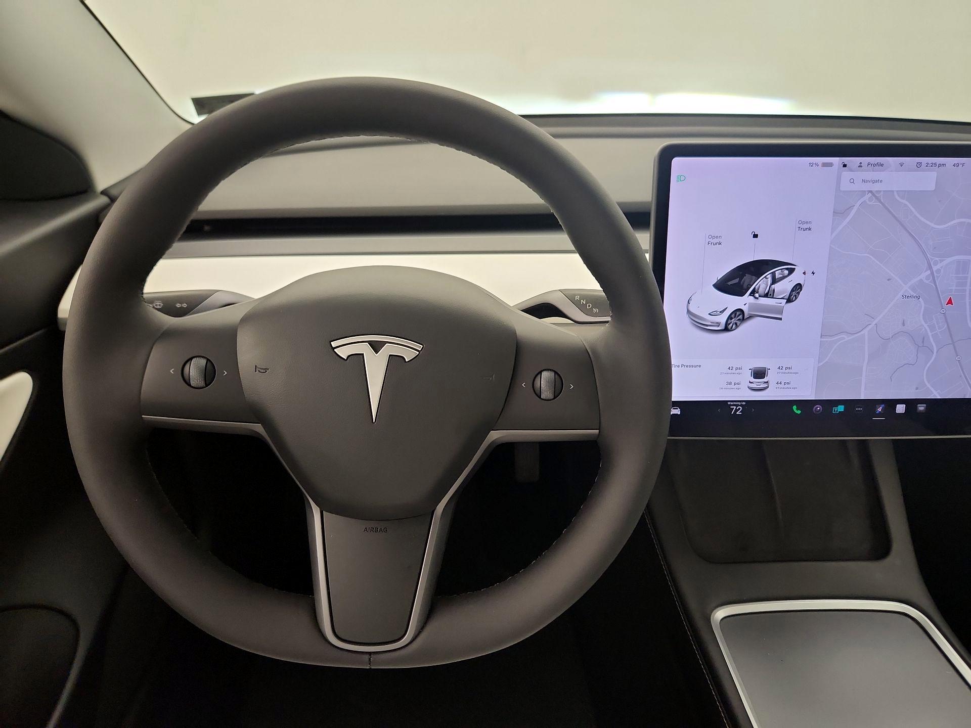 Thumbnail: 2021 Tesla Model 3 - 10