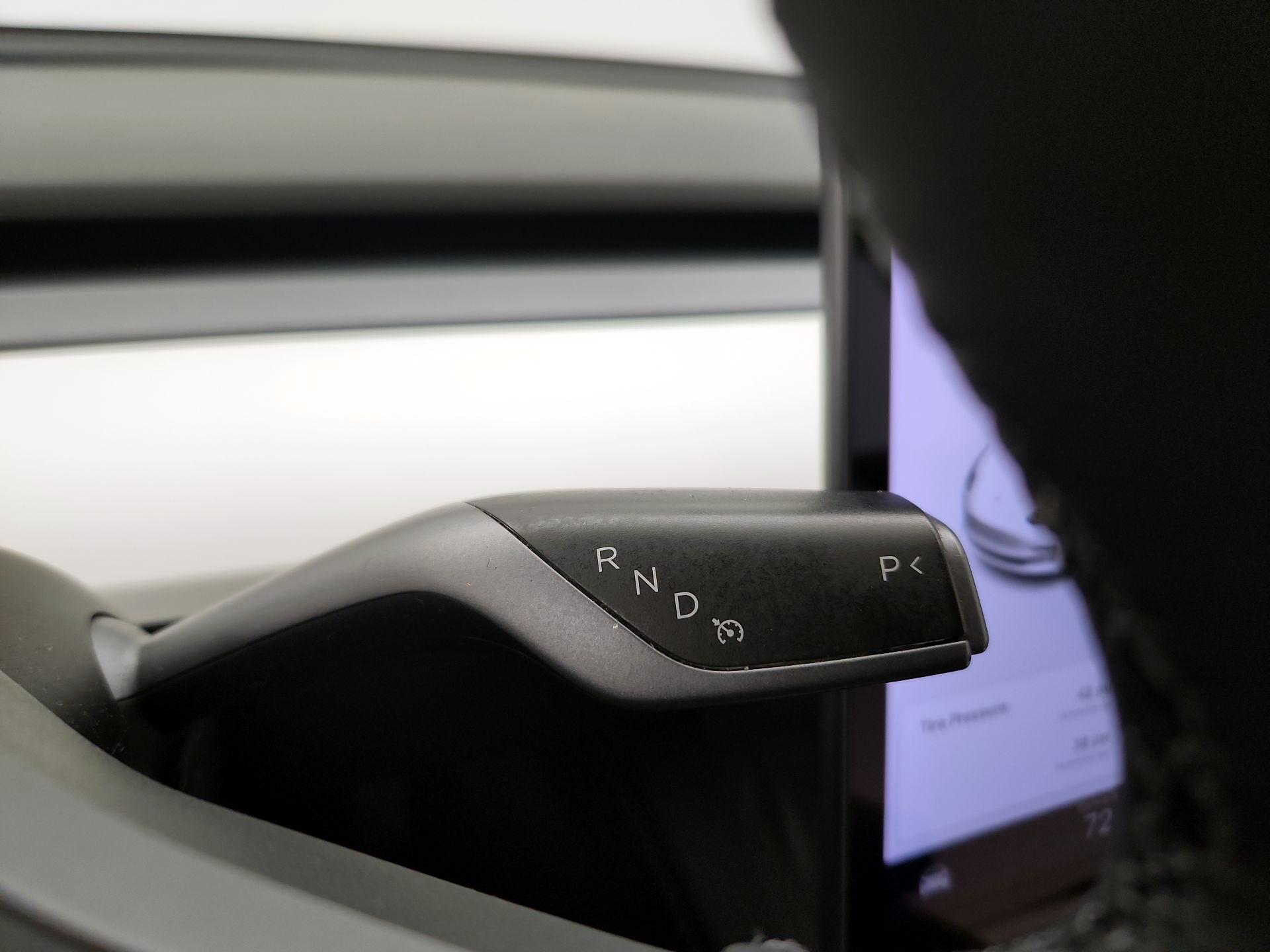 Thumbnail: 2021 Tesla Model 3 - 17