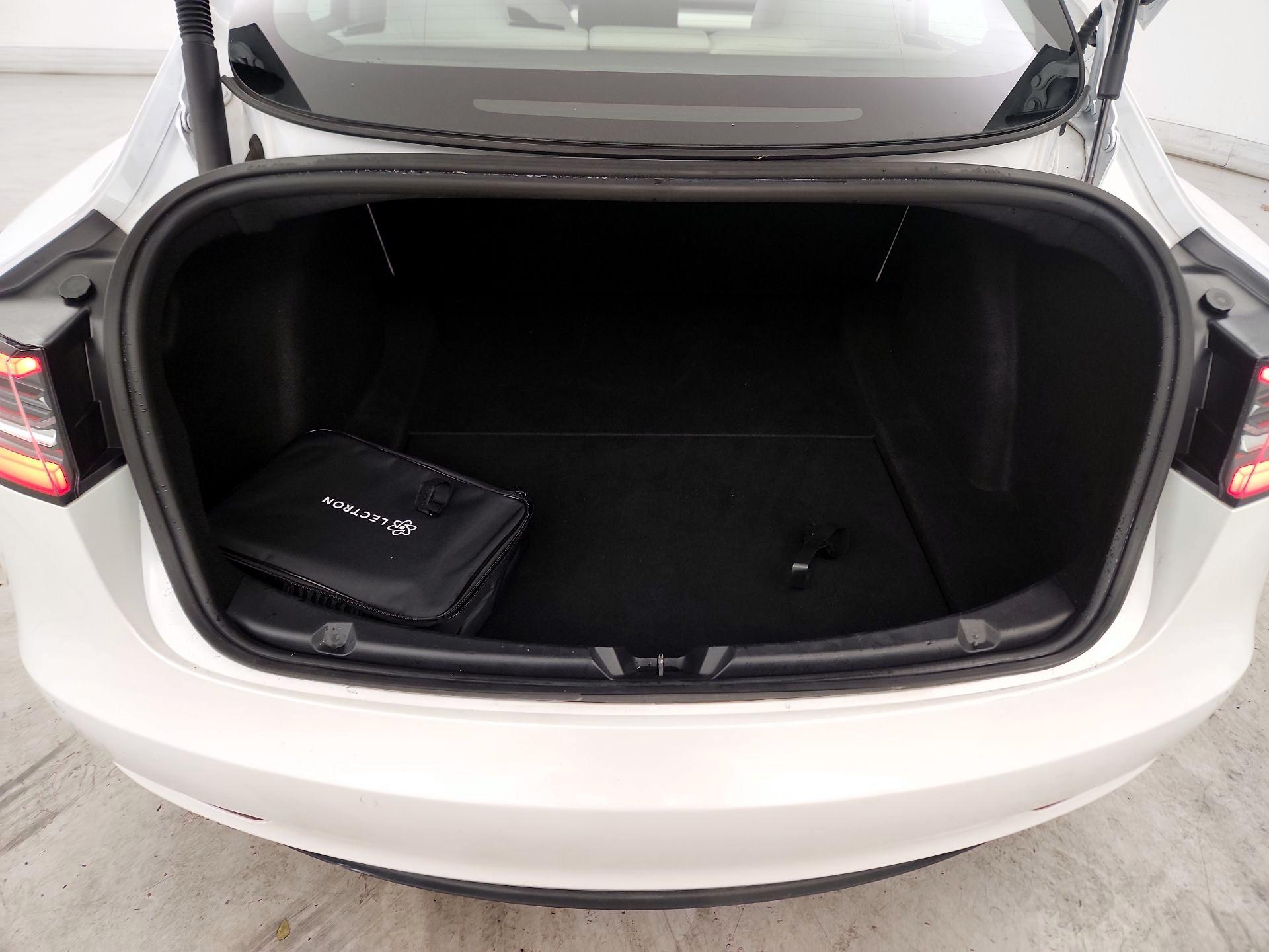 Thumbnail: 2021 Tesla Model 3 - 20