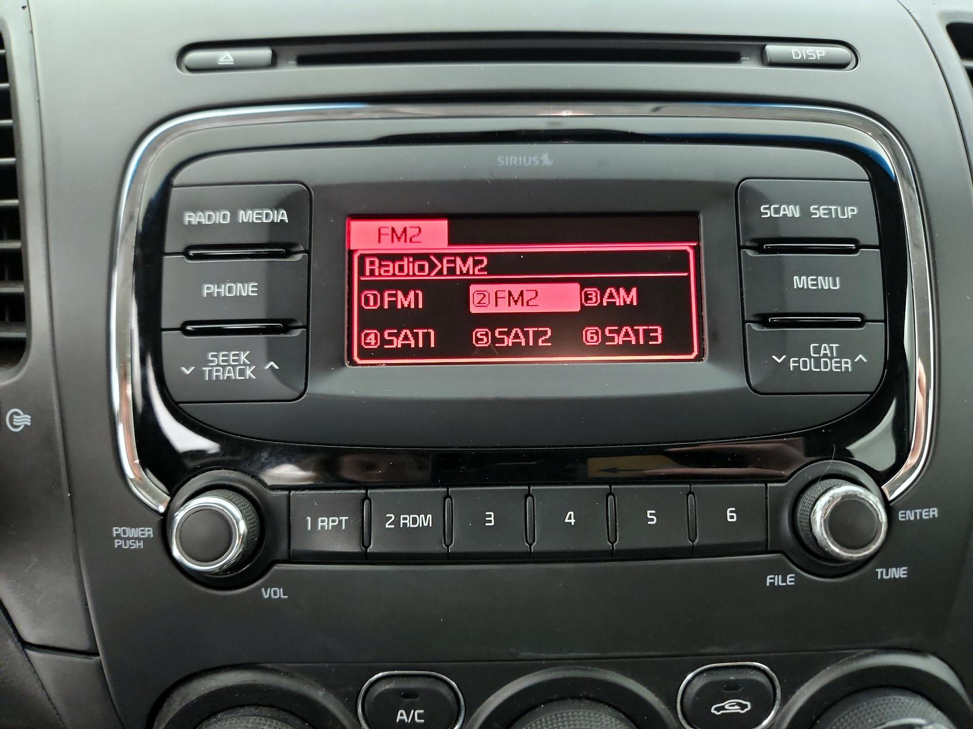 Thumbnail: 2018 Kia Forte - 14