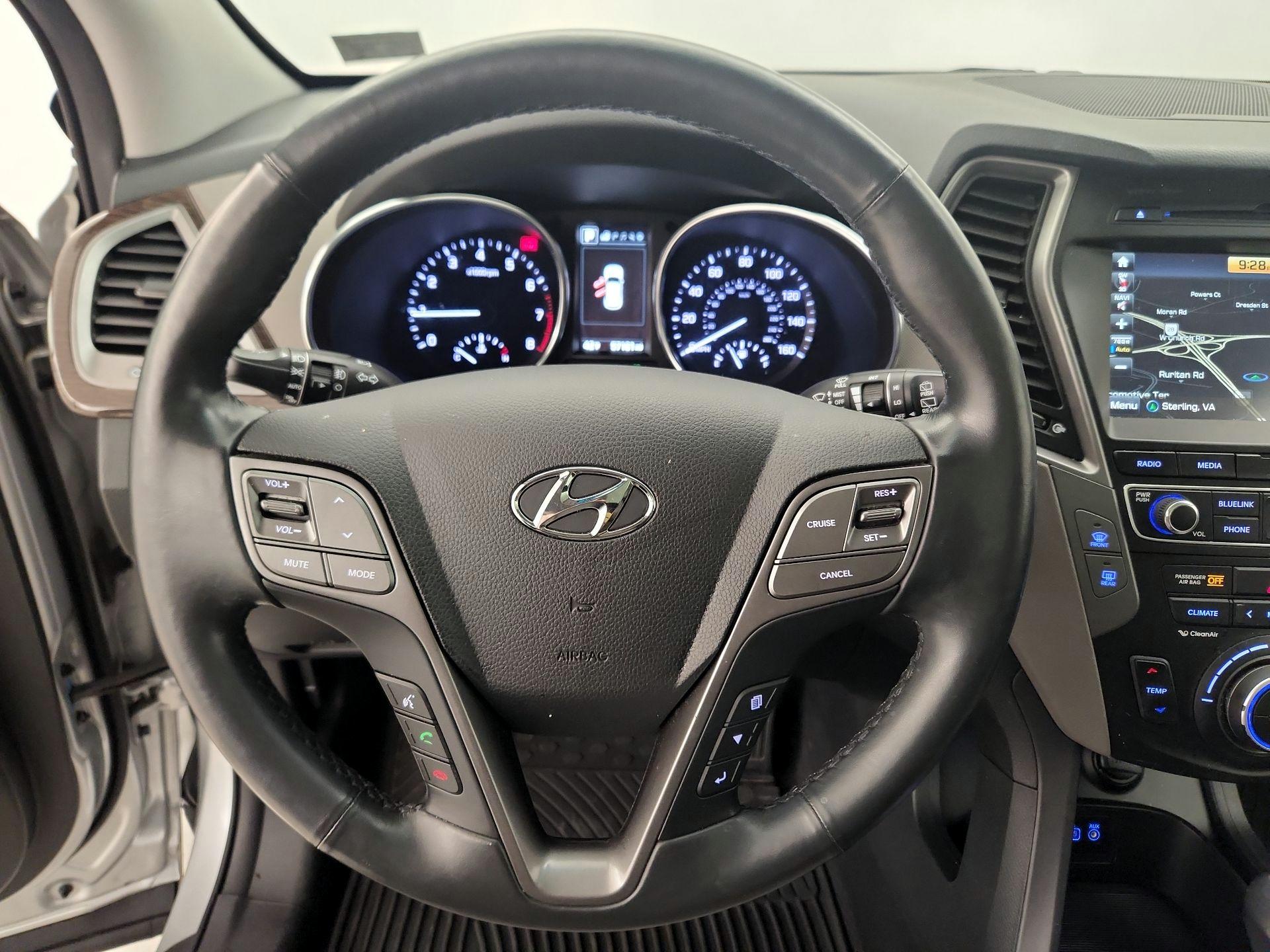 Thumbnail: 2017 Hyundai Santa Fe - 10