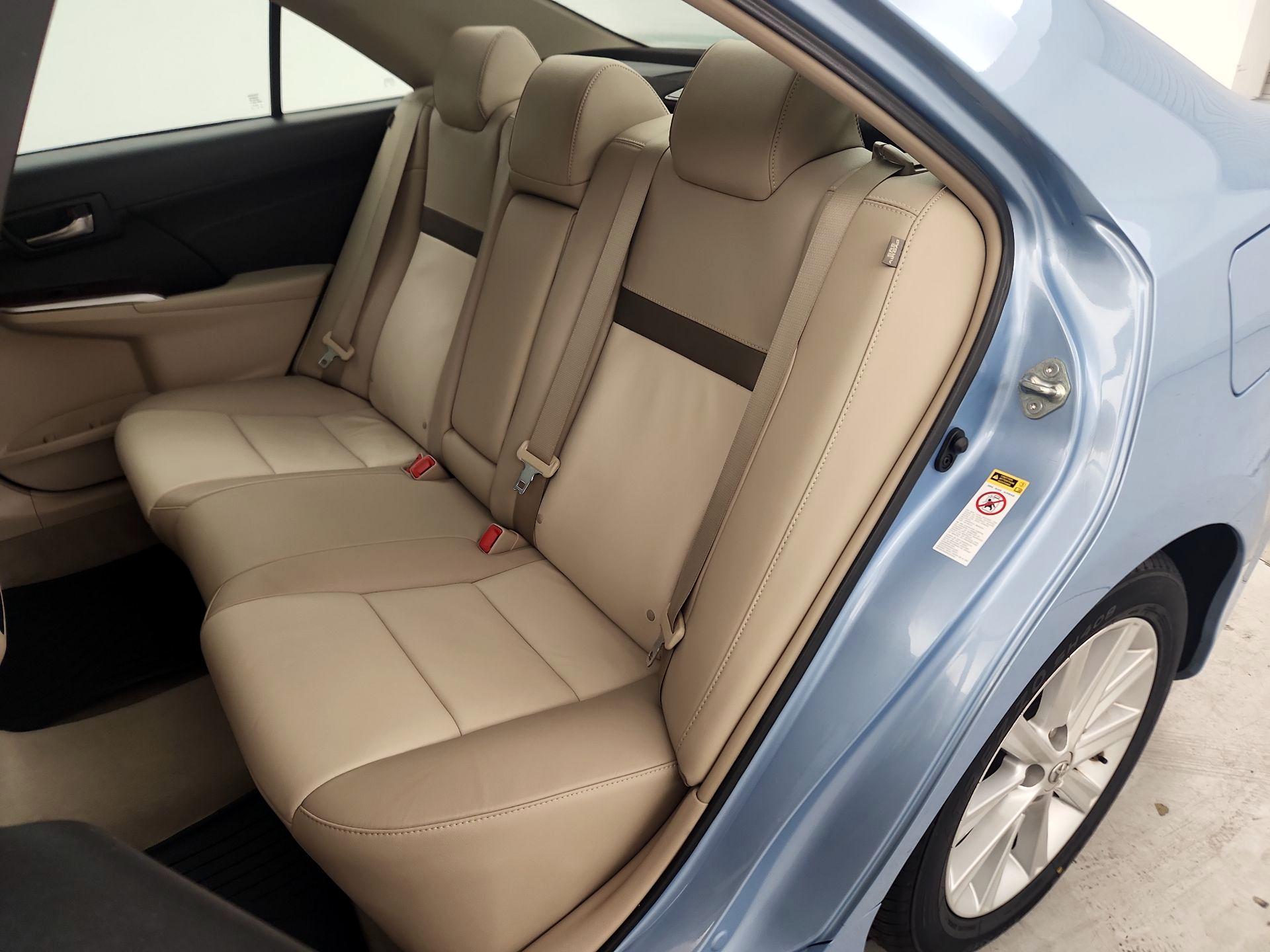 Thumbnail: 2014 Toyota Camry - 20