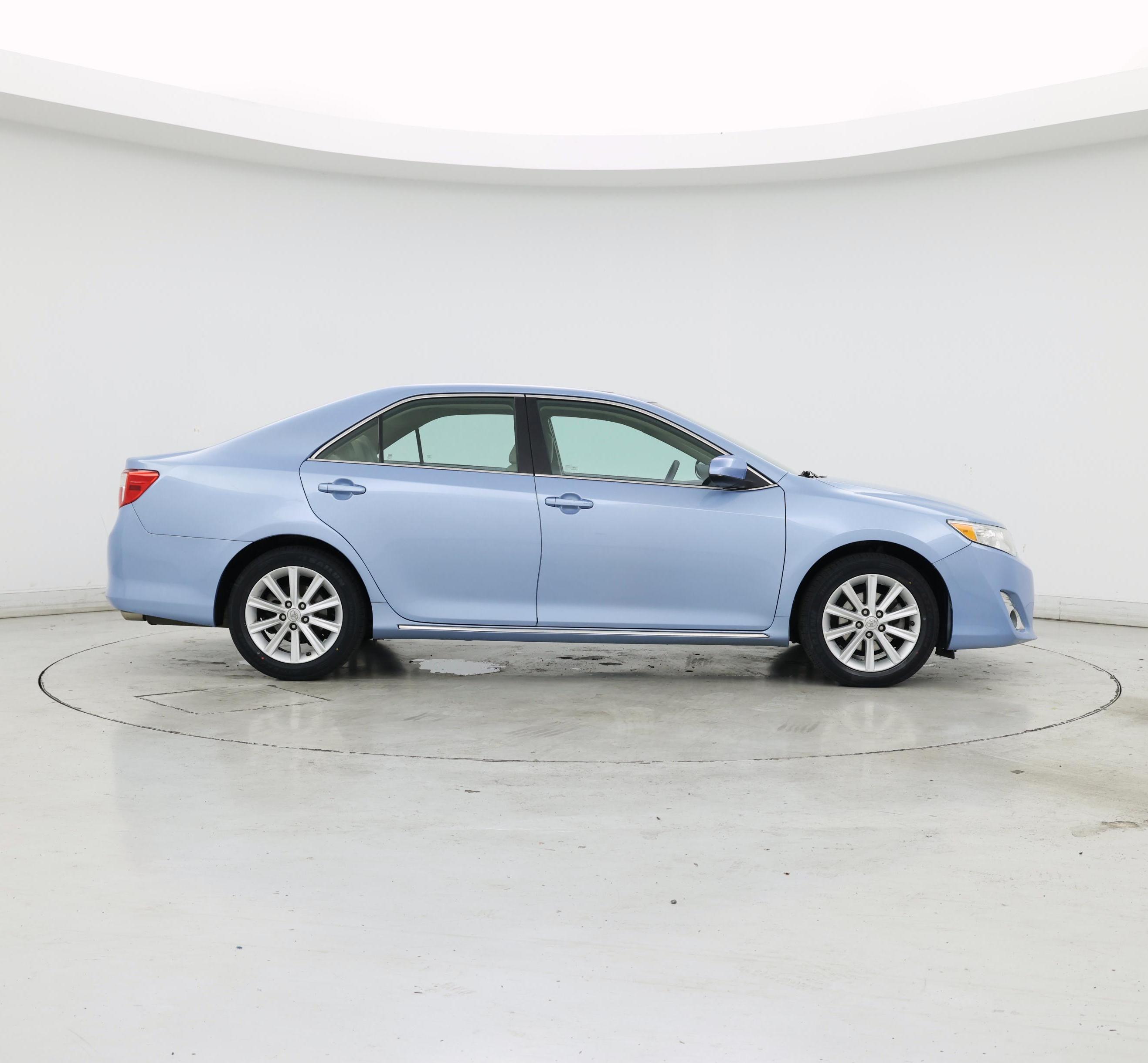 Thumbnail: 2014 Toyota Camry - 7