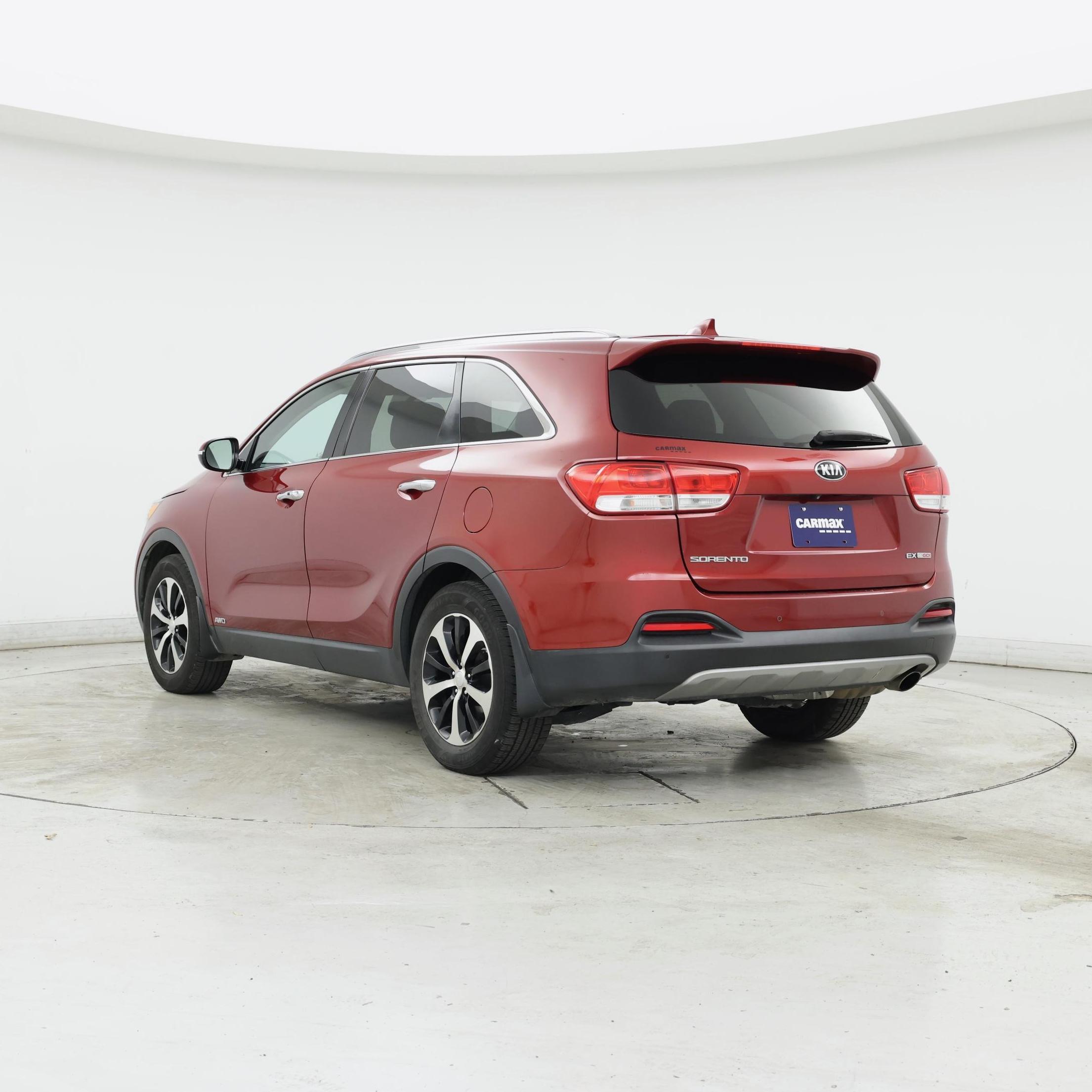 Thumbnail: 2016 Kia Sorento - 2