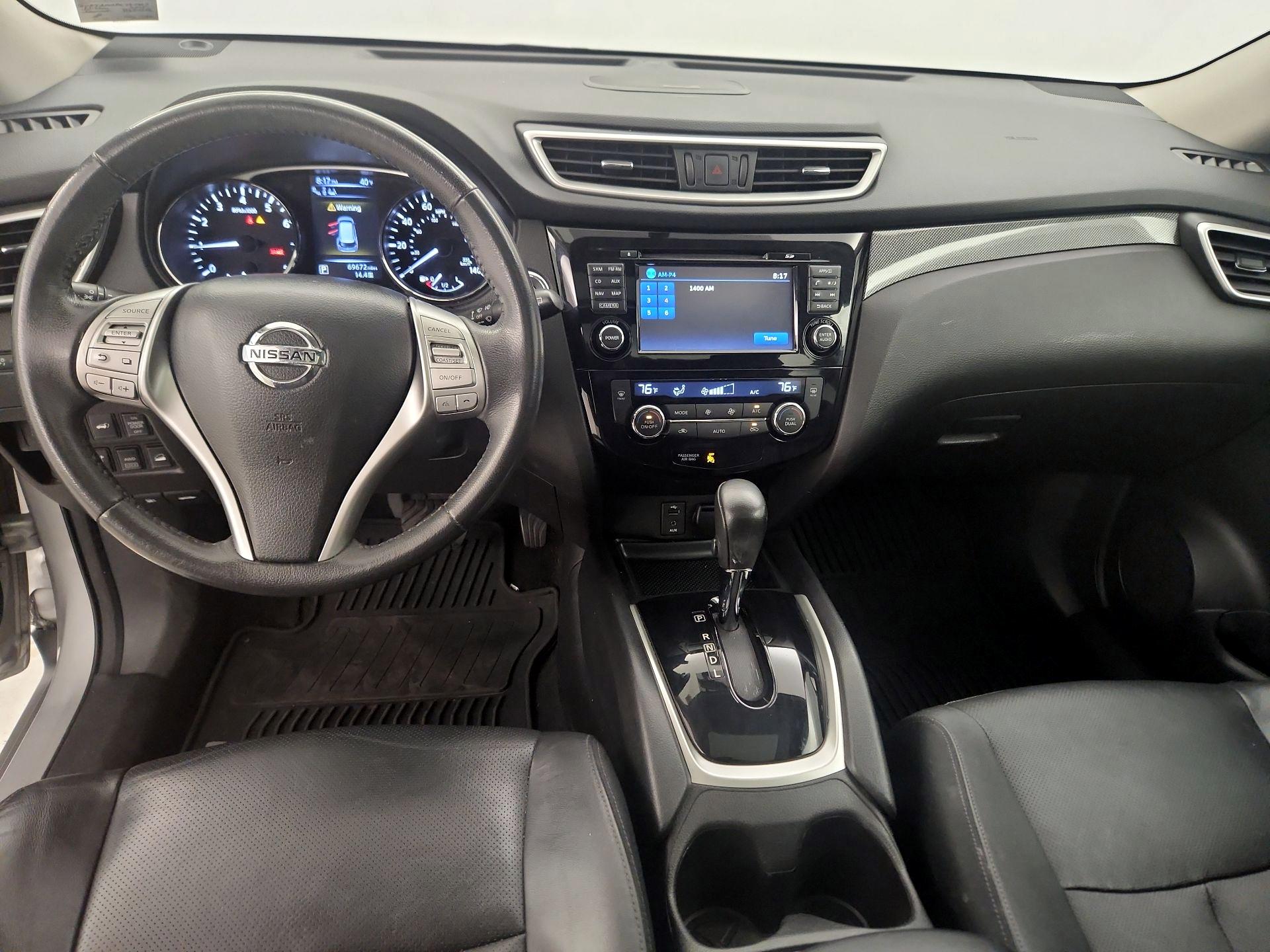 Thumbnail: 2015 Nissan Rogue - 9