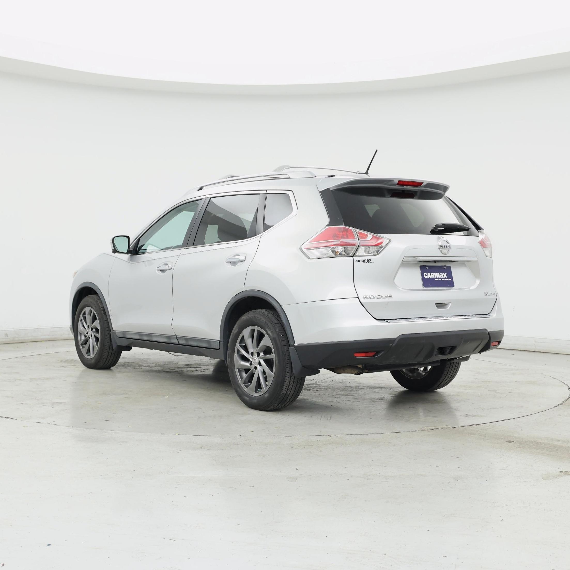 Thumbnail: 2015 Nissan Rogue - 2