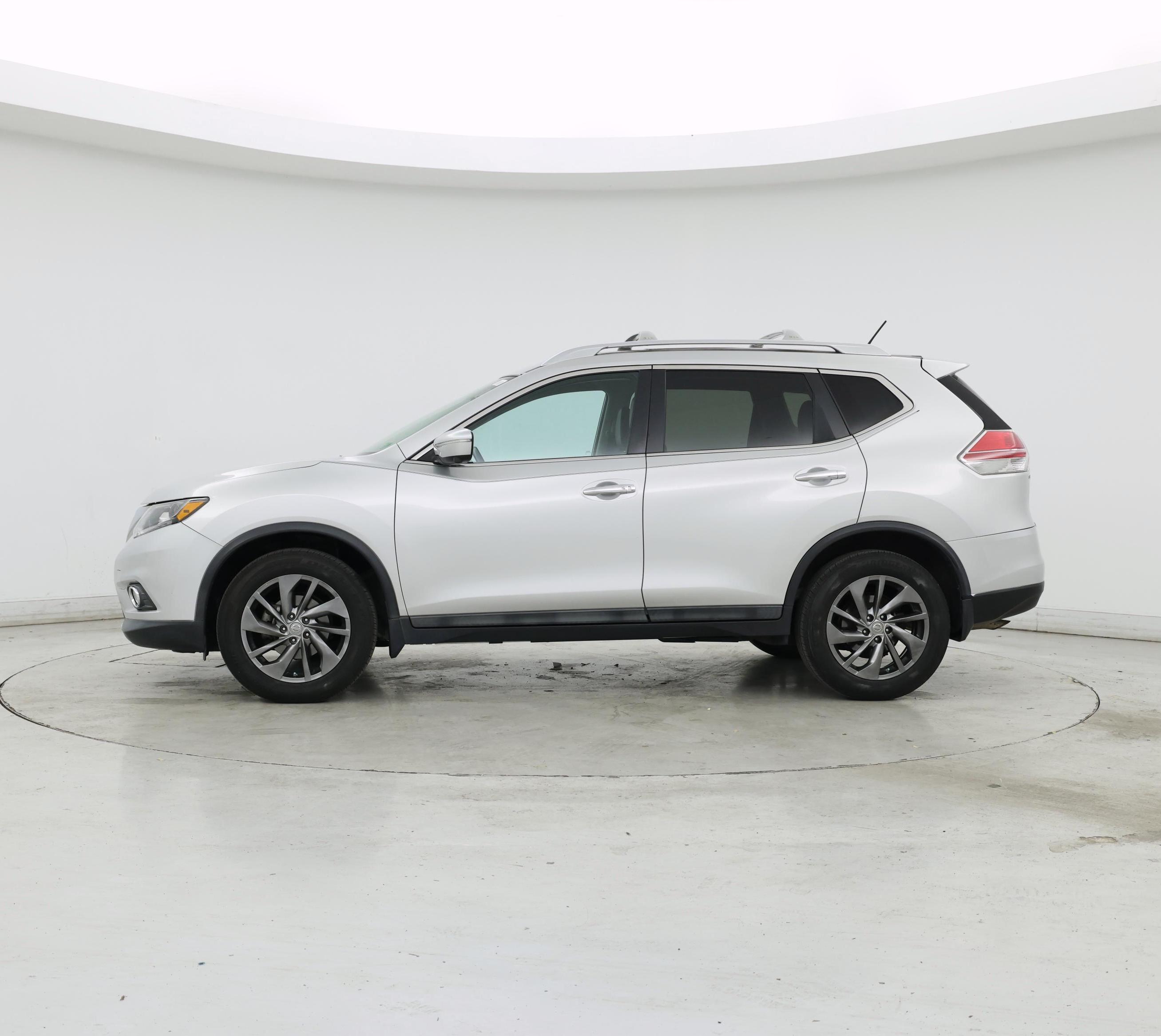 Thumbnail: 2015 Nissan Rogue - 3