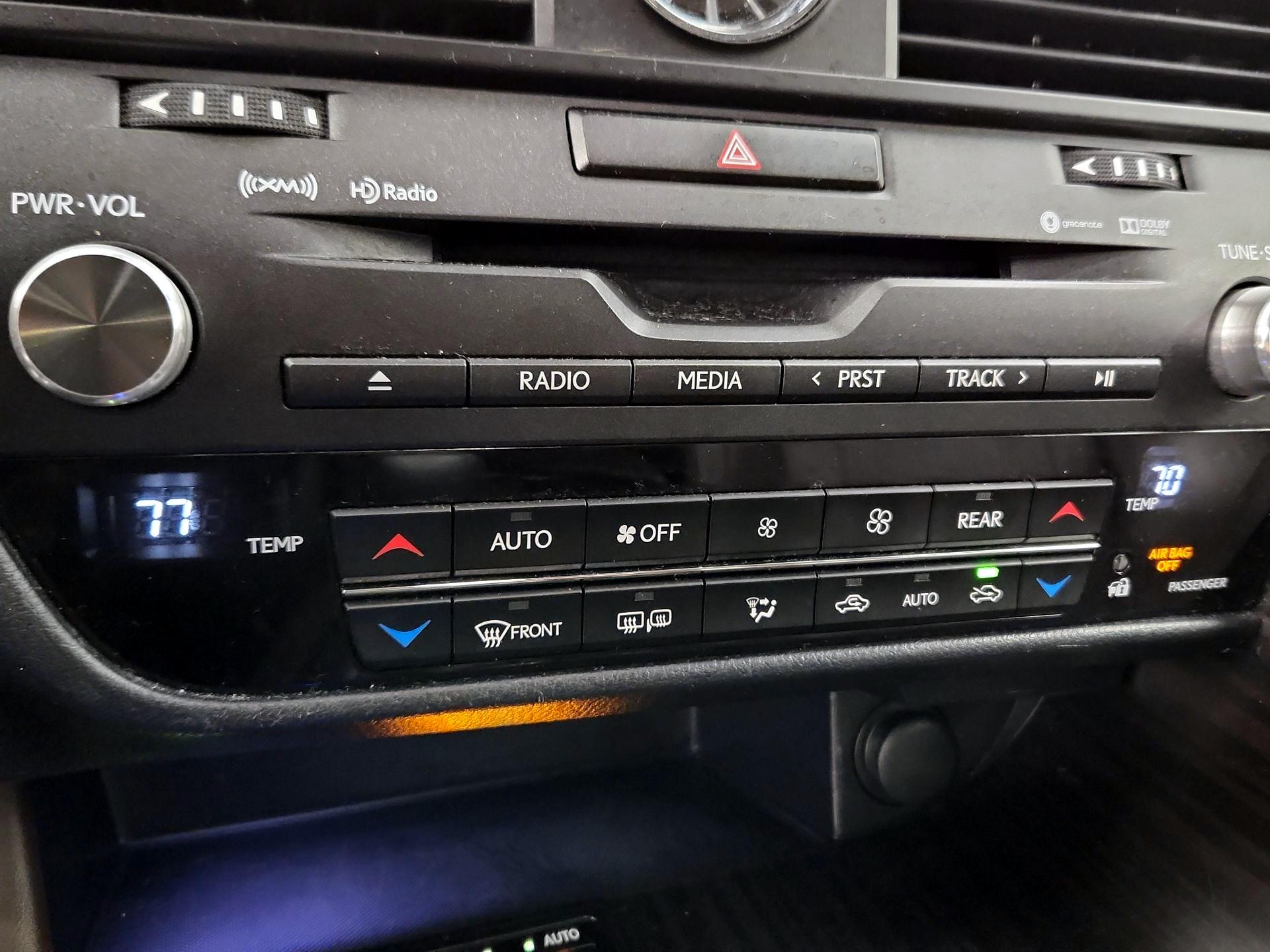 Thumbnail: 2018 Lexus RX - 17