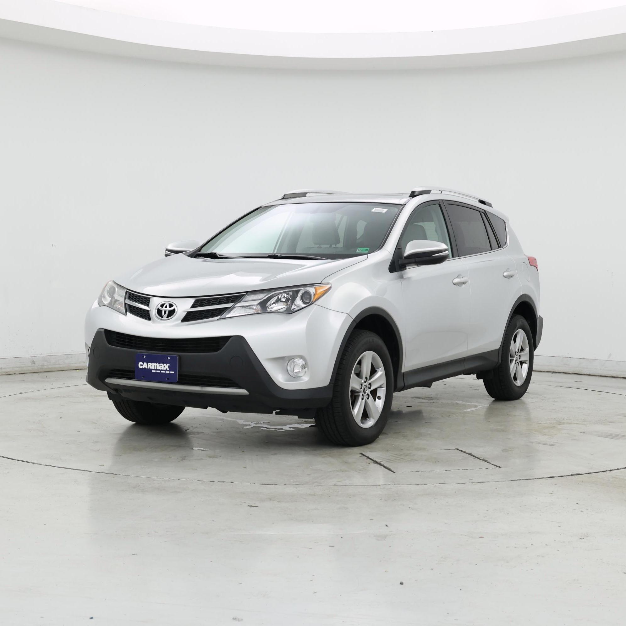 Thumbnail: 2015 Toyota RAV4 - 4