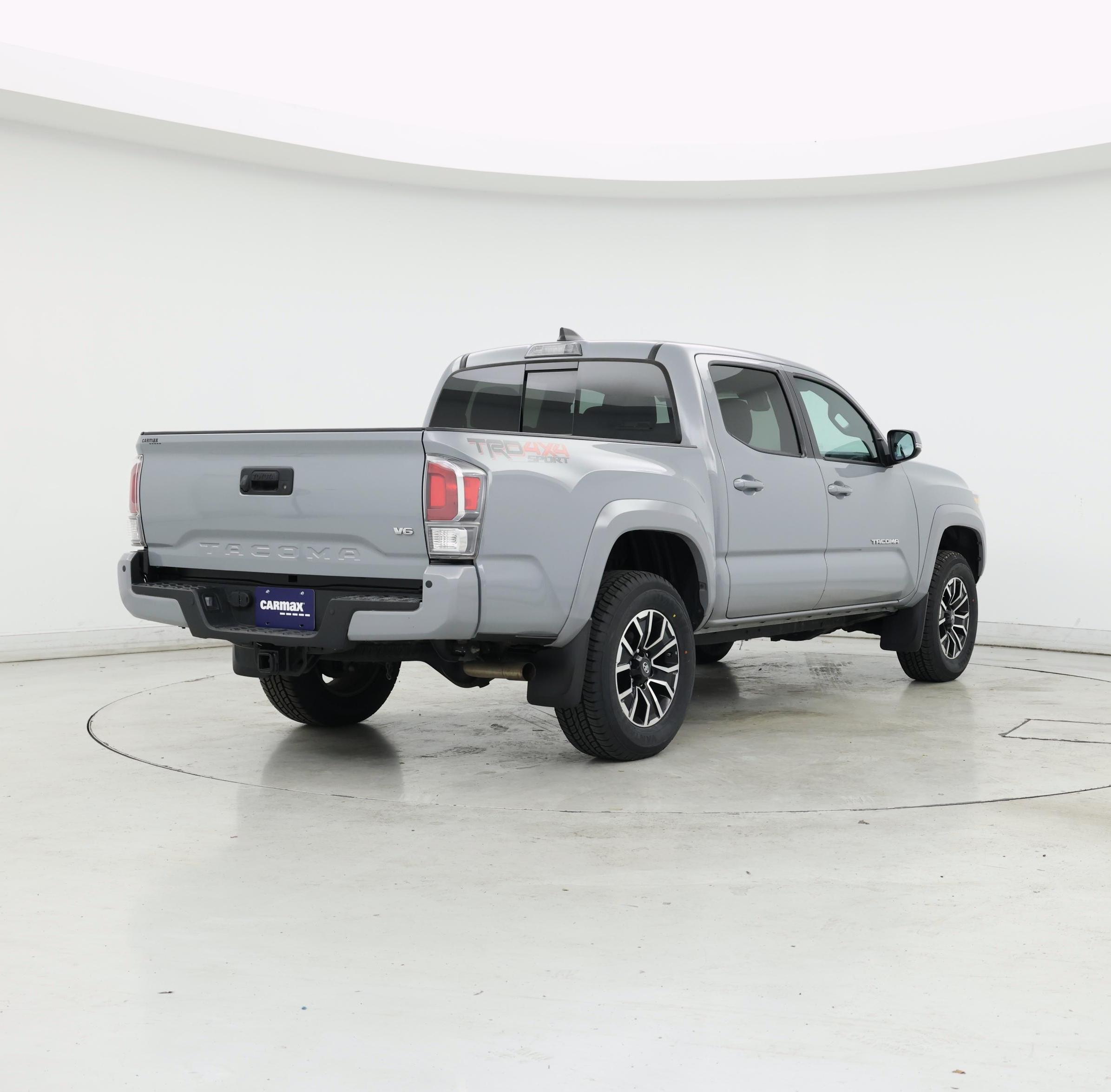 Thumbnail: 2021 Toyota Tacoma - 8