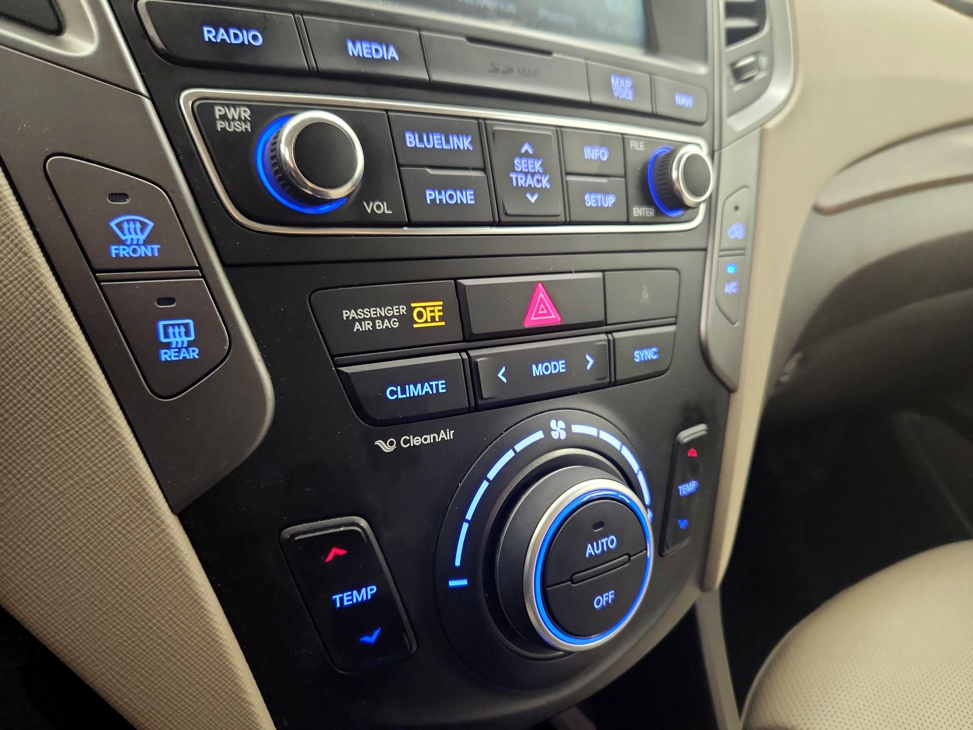 Thumbnail: 2018 Hyundai Santa Fe - 16