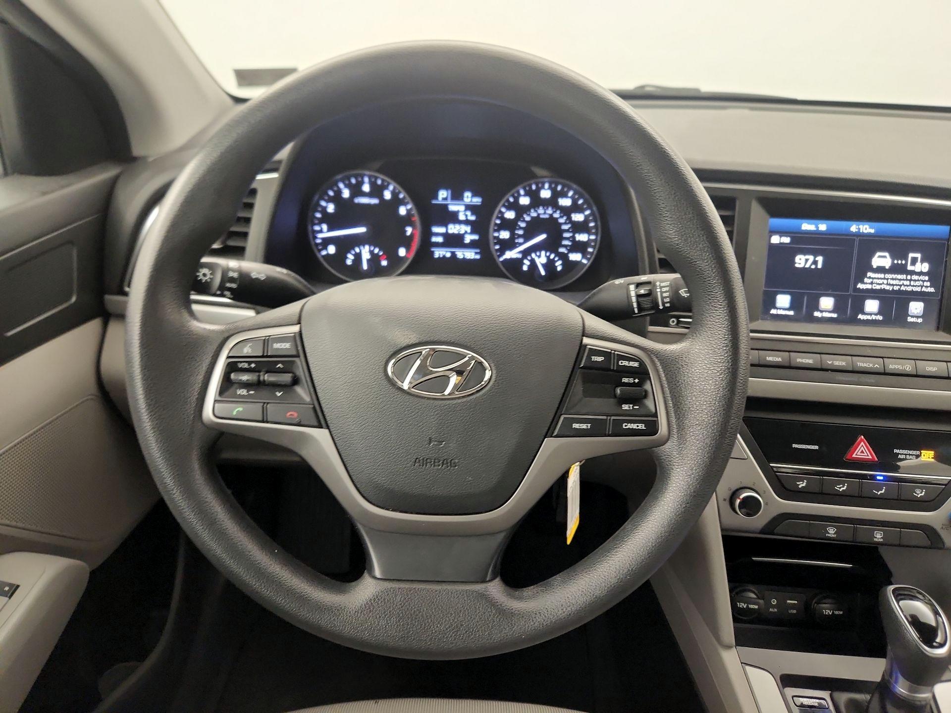 Thumbnail: 2017 Hyundai Elantra - 10