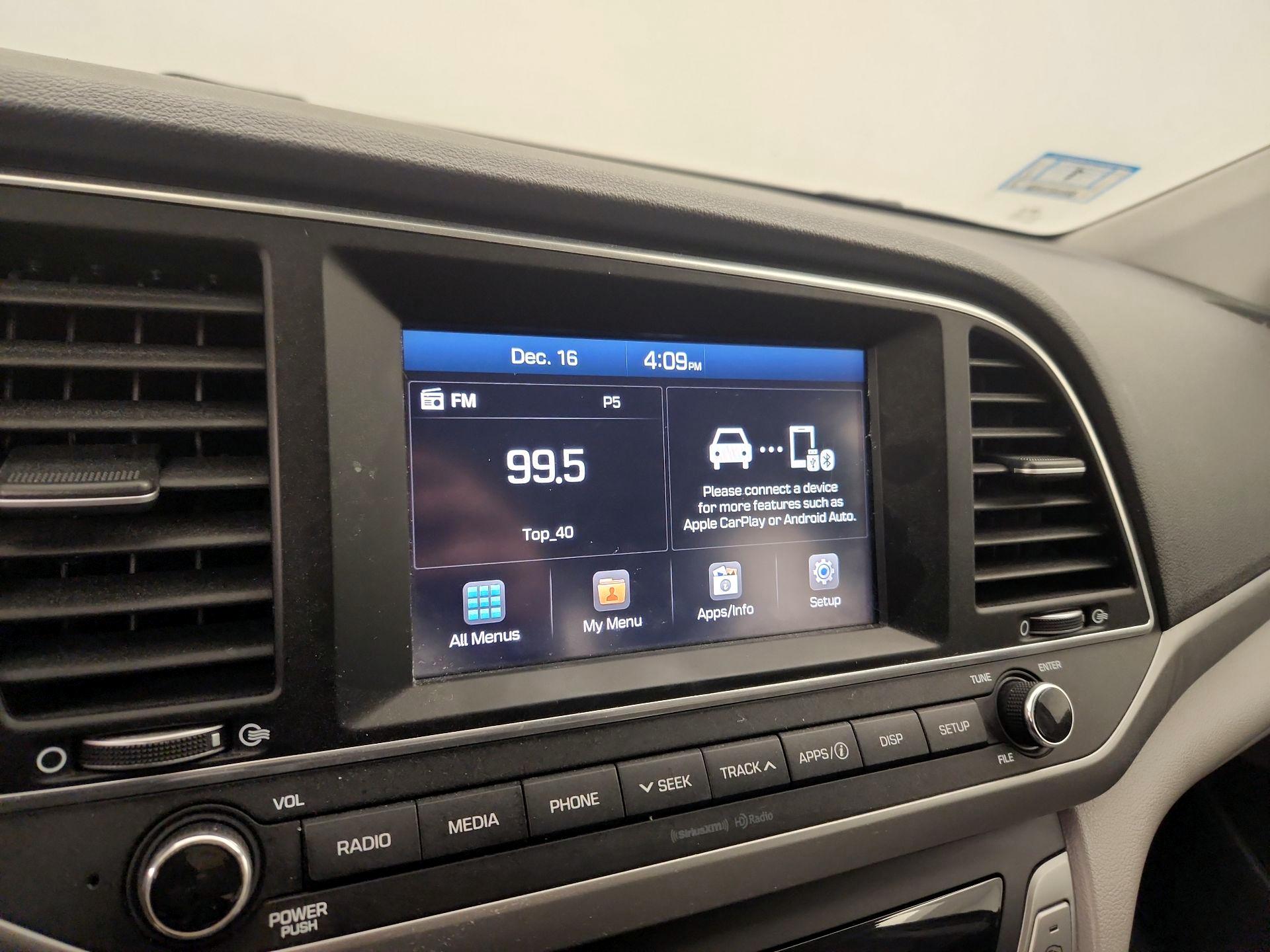 Thumbnail: 2017 Hyundai Elantra - 15