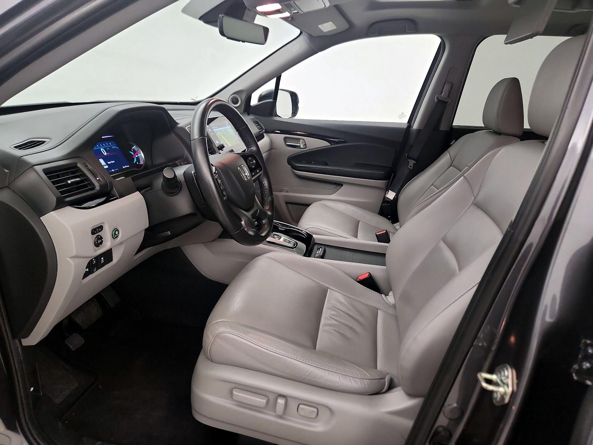 Thumbnail: 2020 Honda Pilot - 11