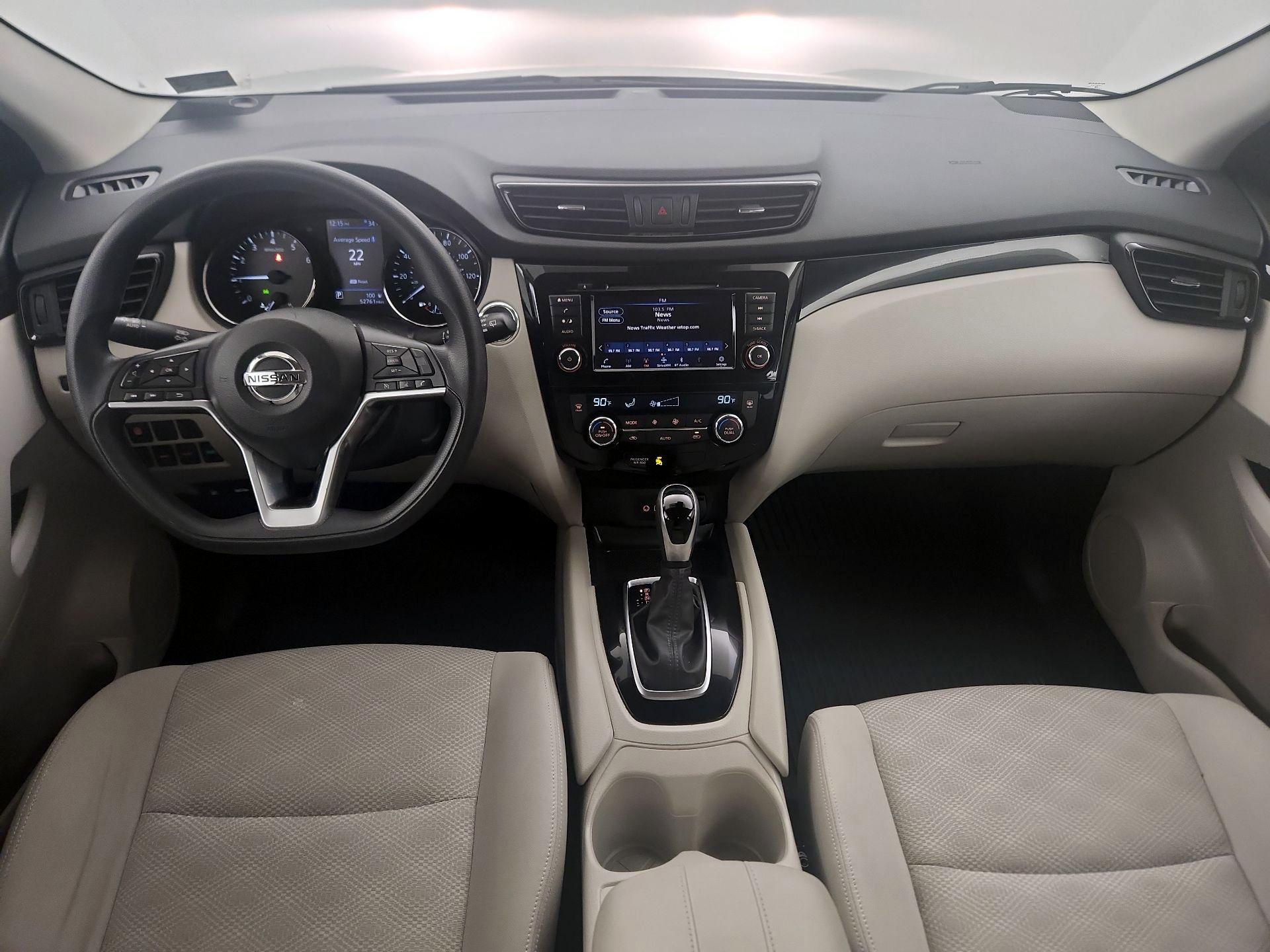 Thumbnail: 2020 Nissan Rogue Sport - 9