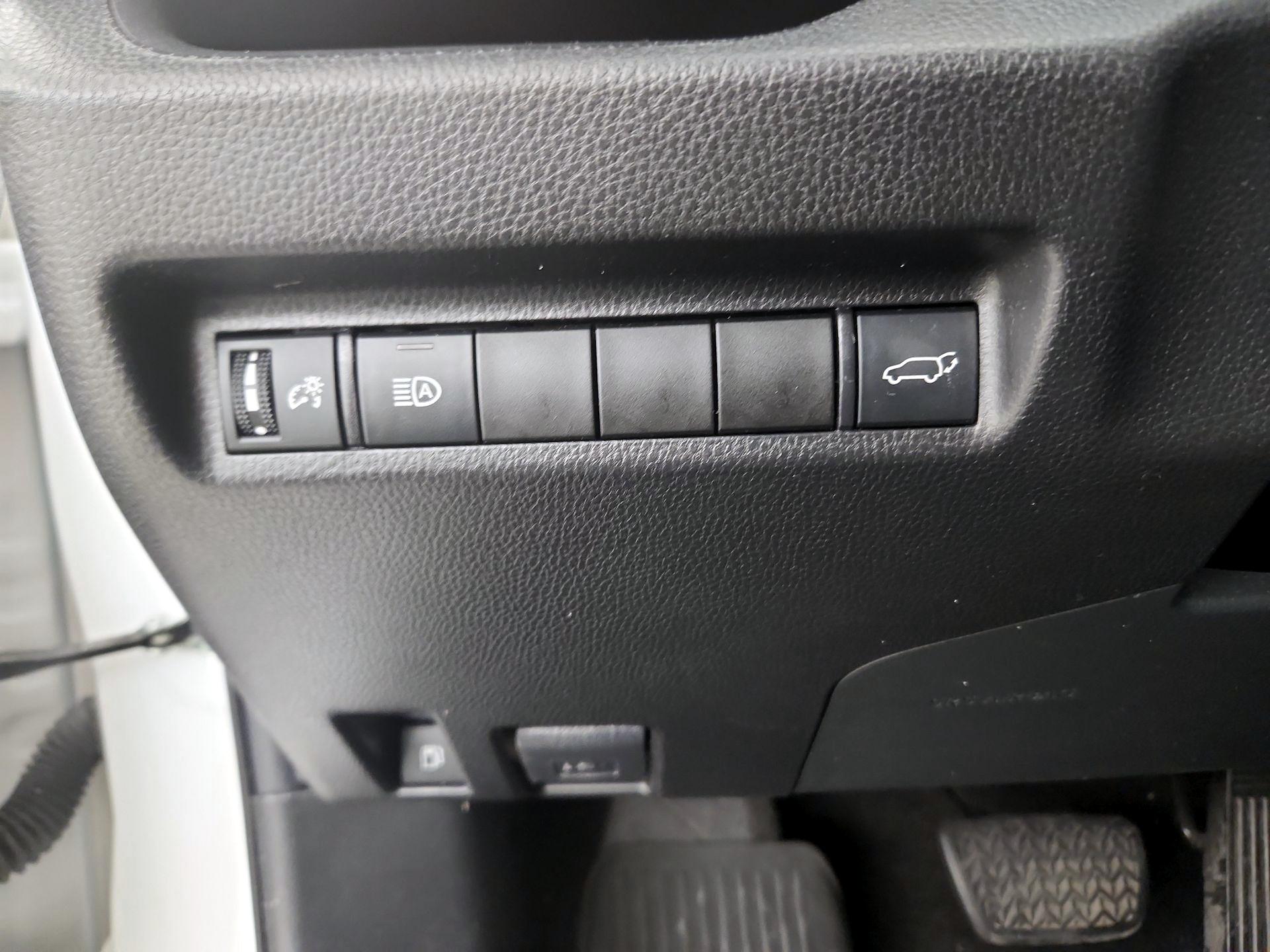 Thumbnail: 2021 Toyota RAV4 - 13