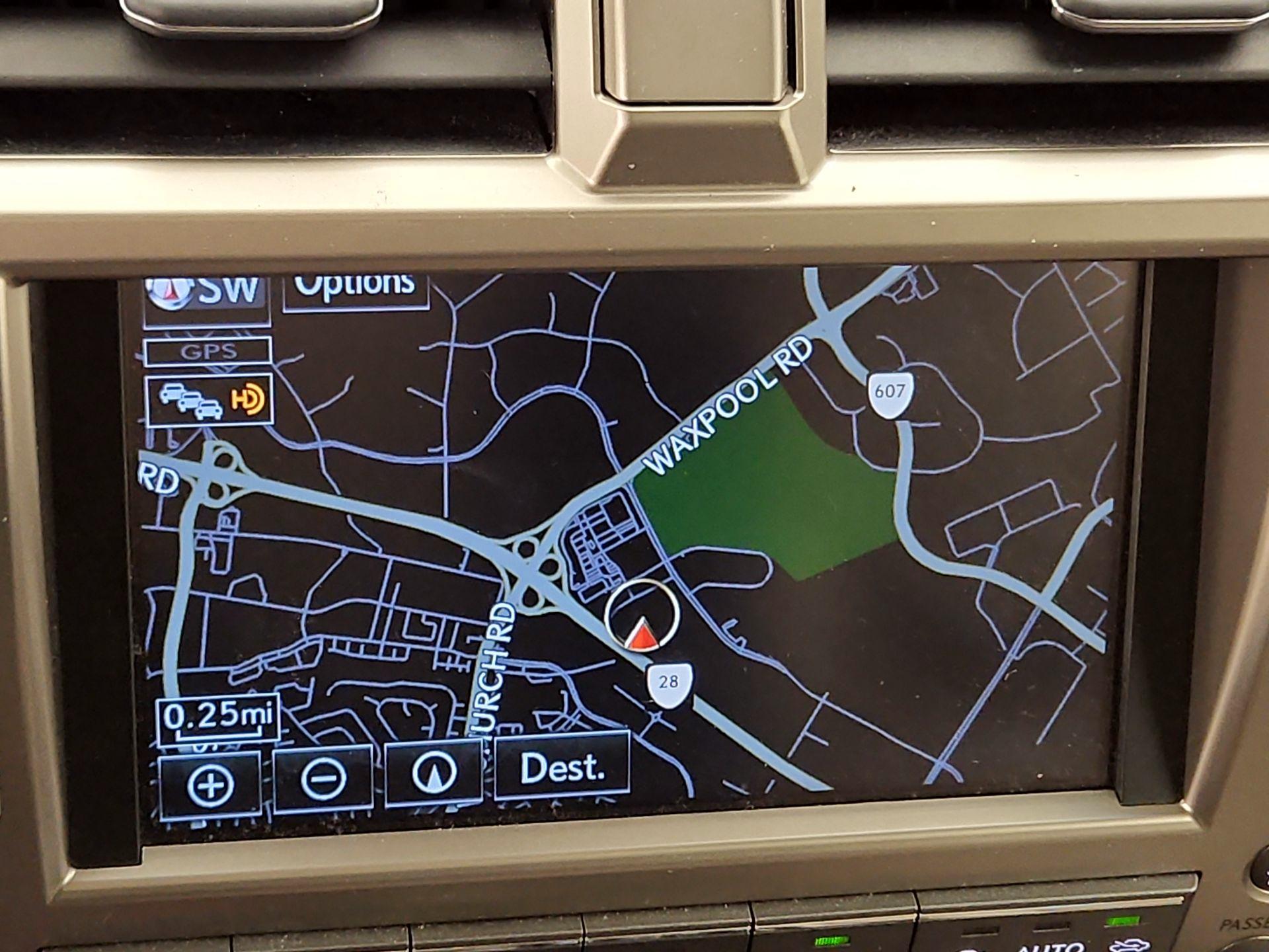 Thumbnail: 2021 Lexus GX - 14