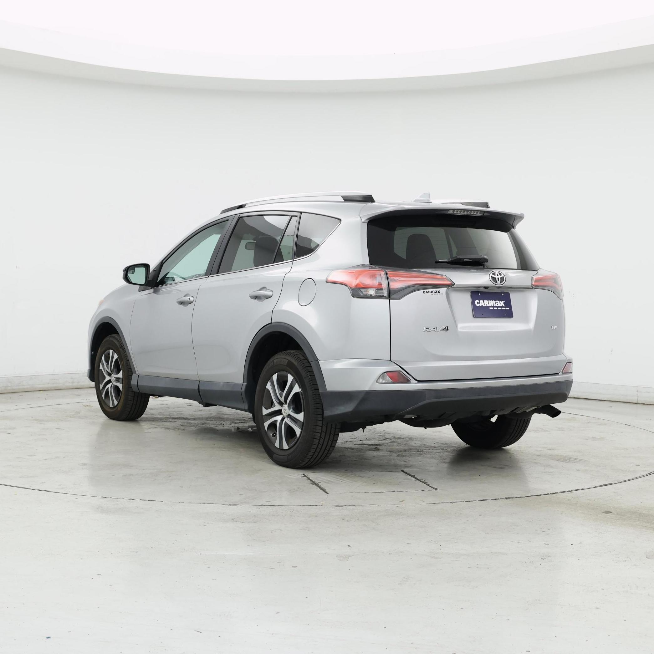 Thumbnail: 2016 Toyota RAV4 - 2