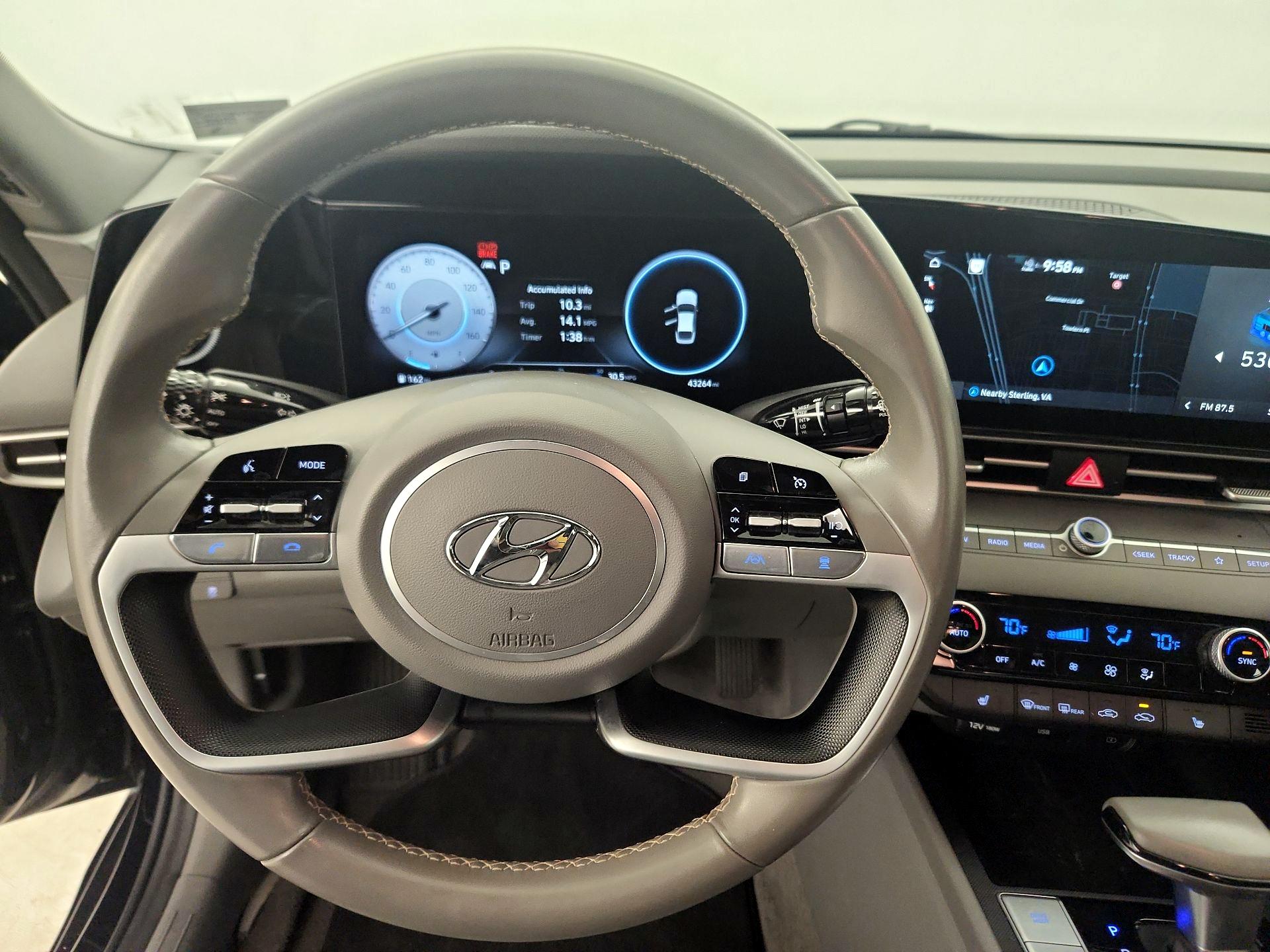 Thumbnail: 2023 Hyundai Elantra - 10