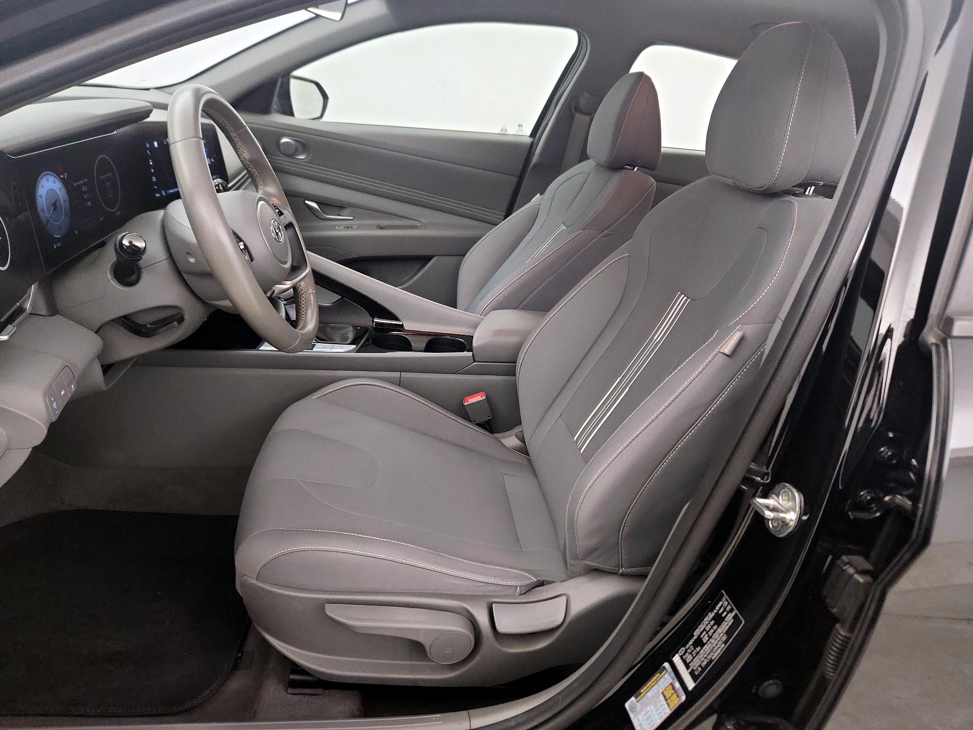 Thumbnail: 2023 Hyundai Elantra - 11