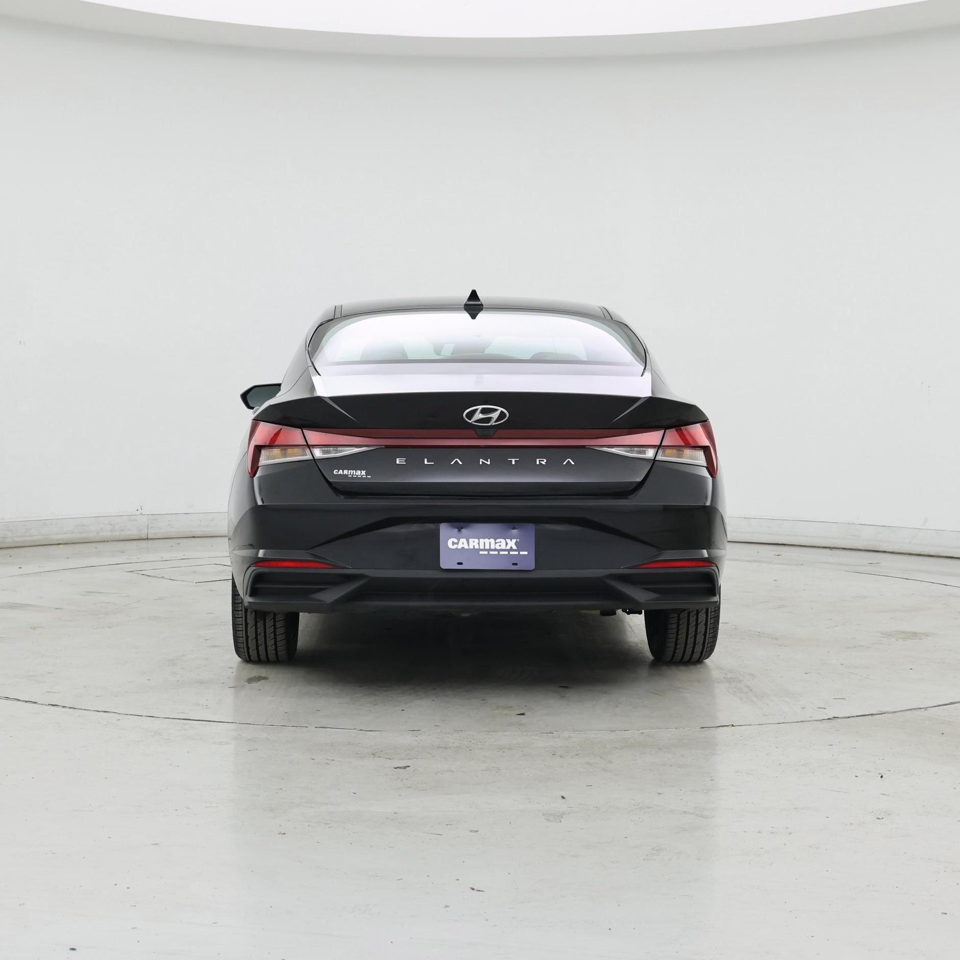 Thumbnail: 2023 Hyundai Elantra - 6