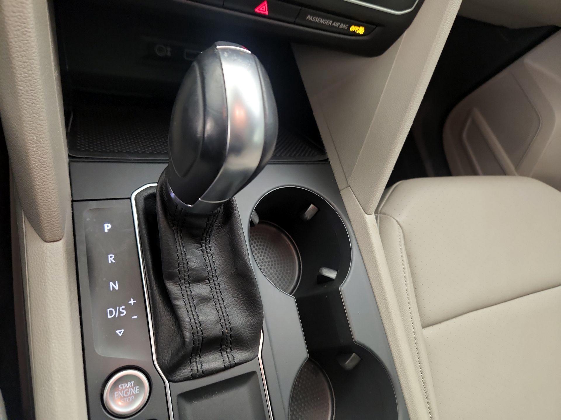 Thumbnail: 2019 Volkswagen Atlas - 17