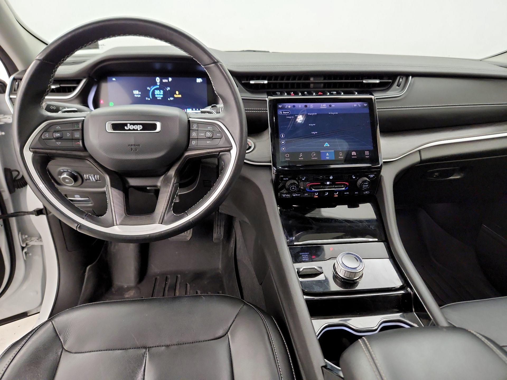 Thumbnail: 2022 Jeep Grand Cherokee L - 9