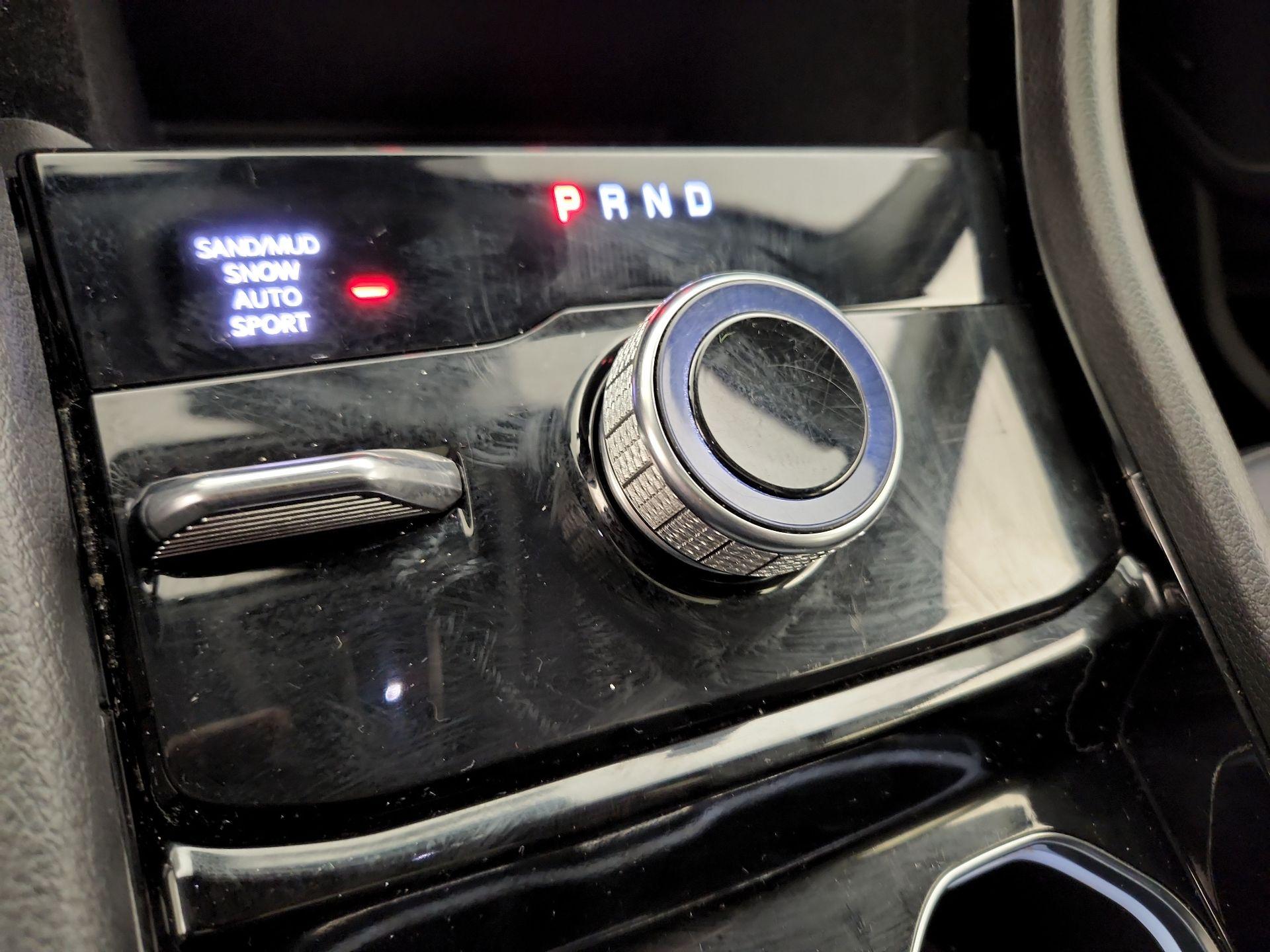 Thumbnail: 2022 Jeep Grand Cherokee L - 18