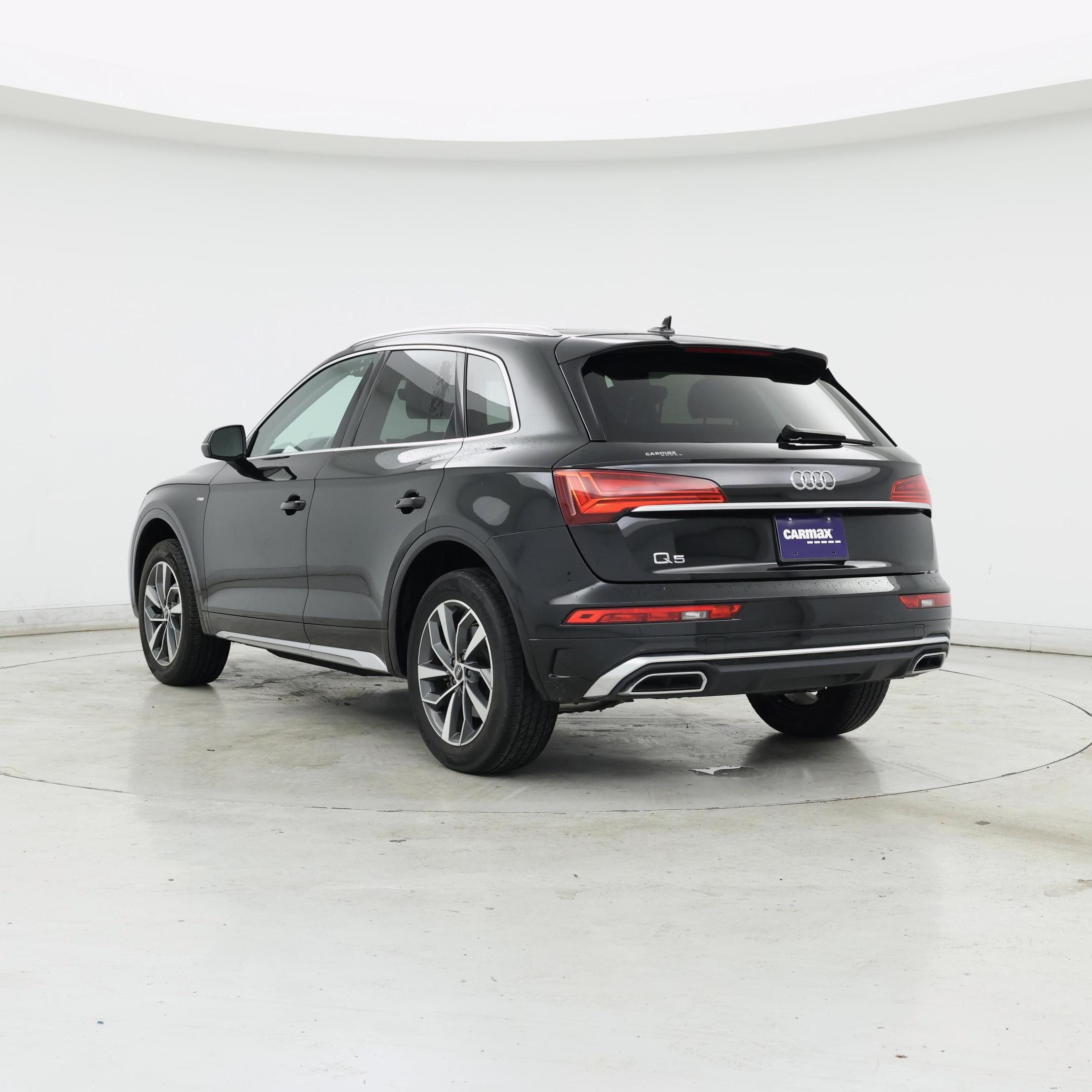 Thumbnail: 2023 Audi Q5 - 2