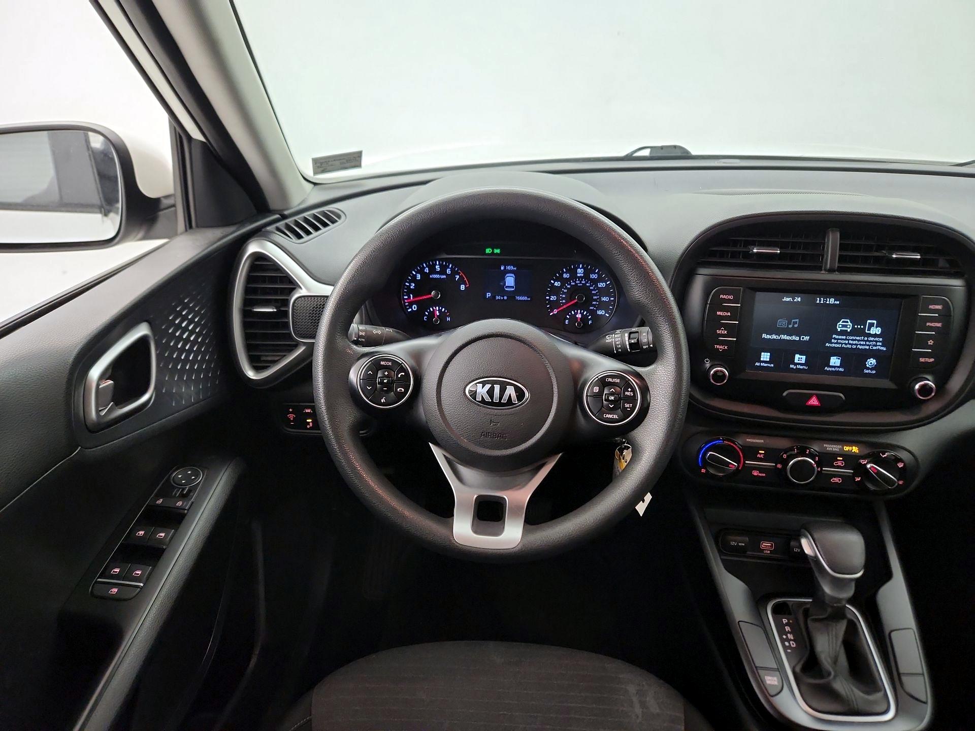 Thumbnail: 2021 Kia Soul - 10