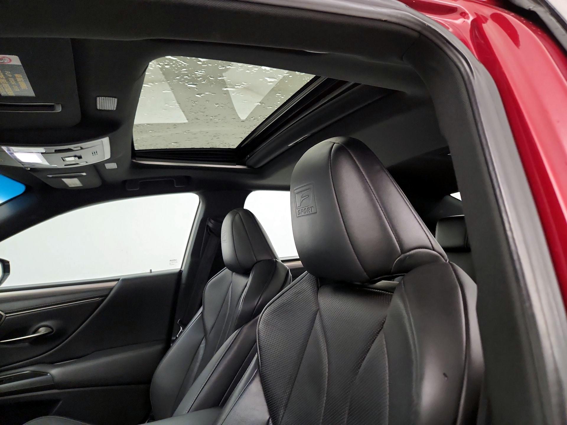 Thumbnail: 2019 Lexus ES - 20