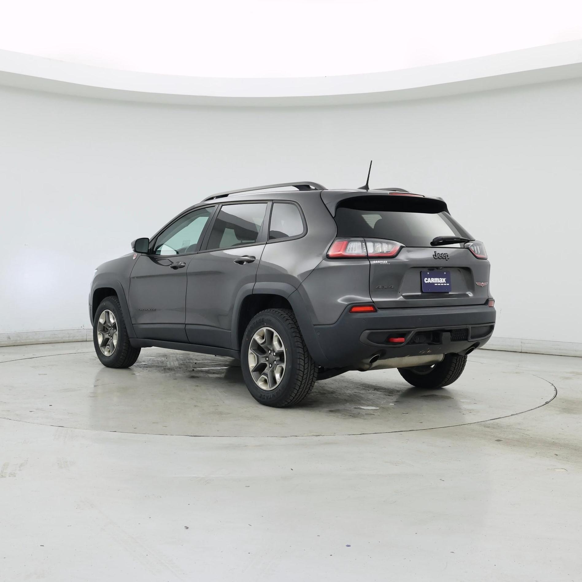 Thumbnail: 2019 Jeep Cherokee - 2
