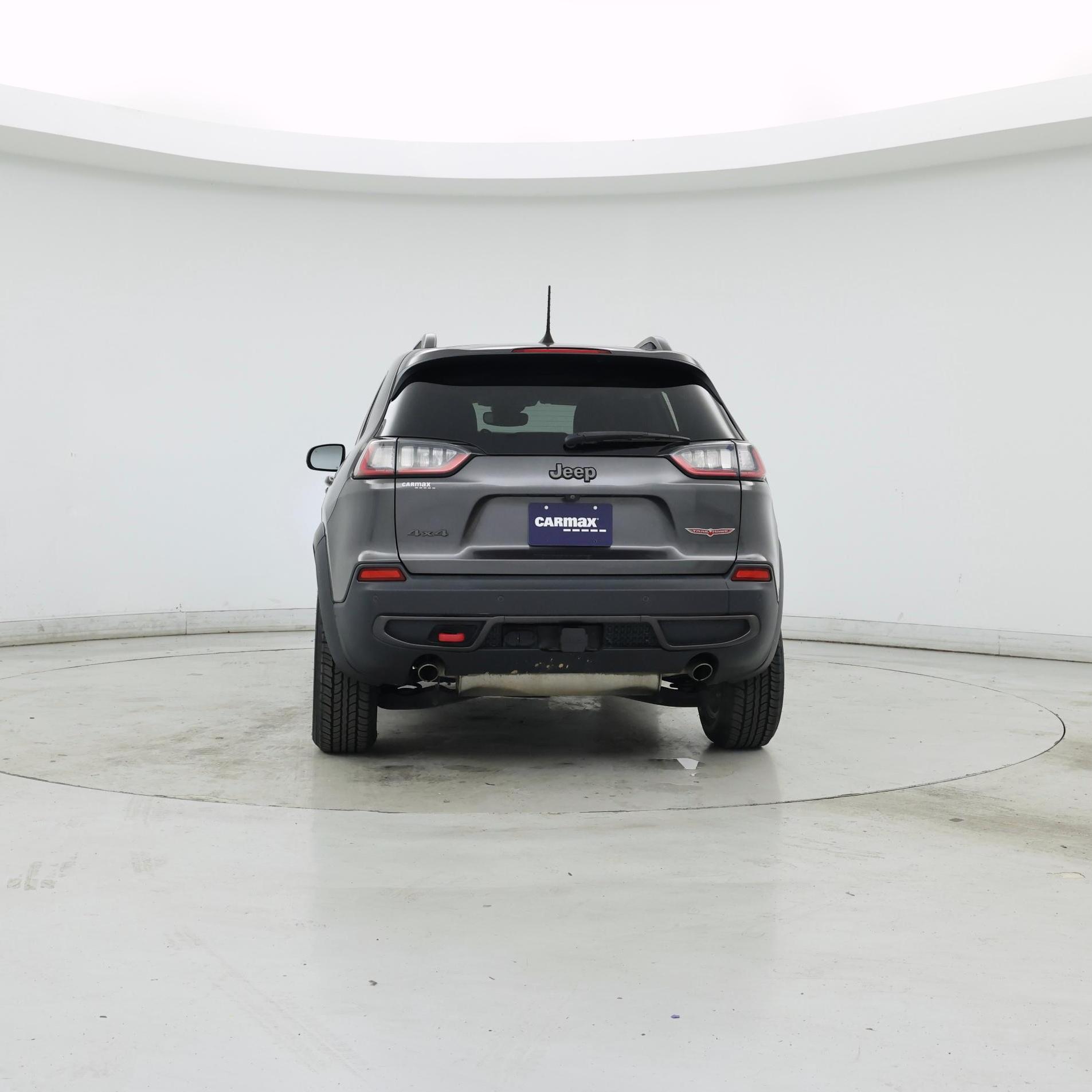 Thumbnail: 2019 Jeep Cherokee - 6