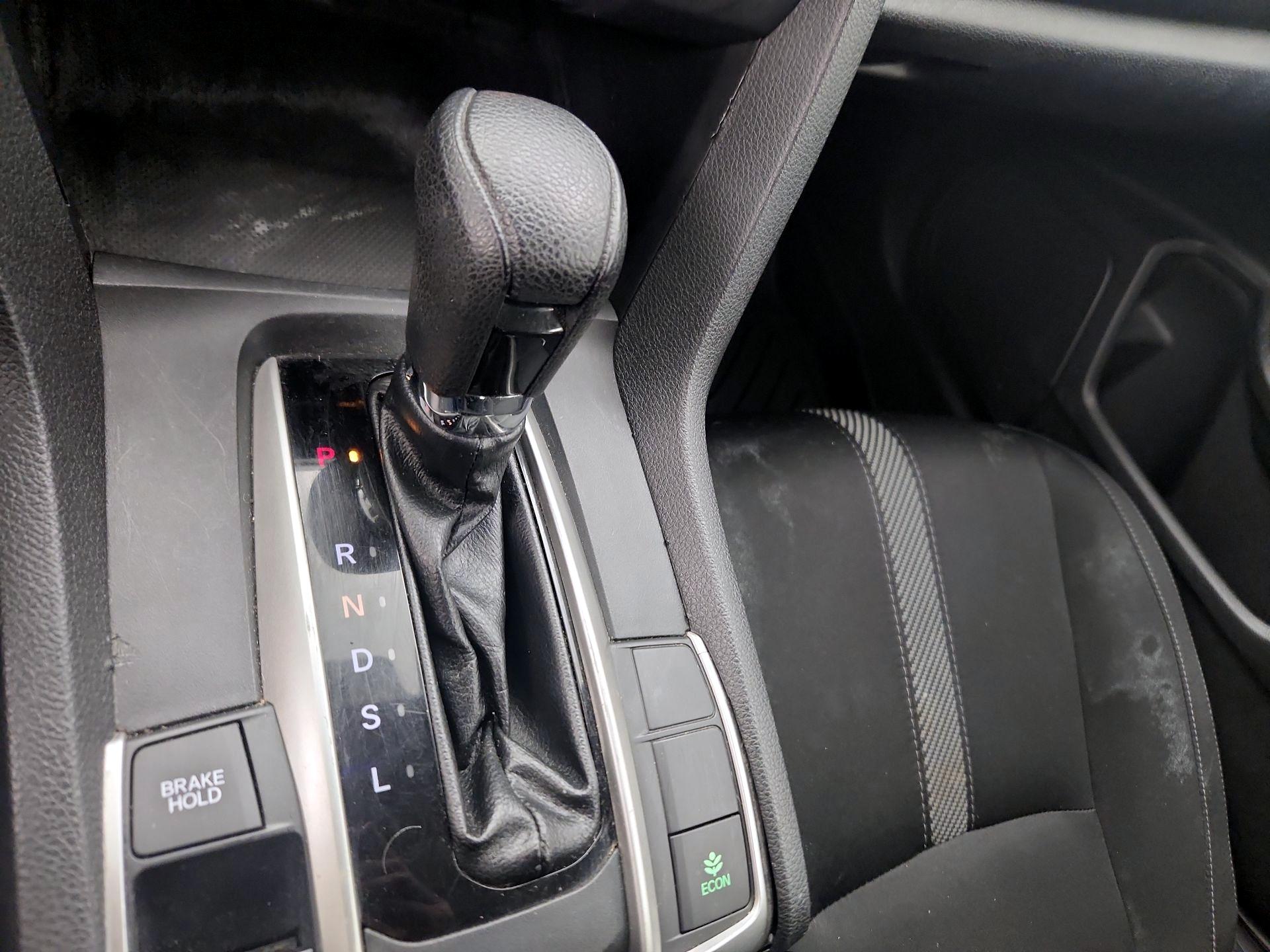 Thumbnail: 2017 Honda Civic - 17